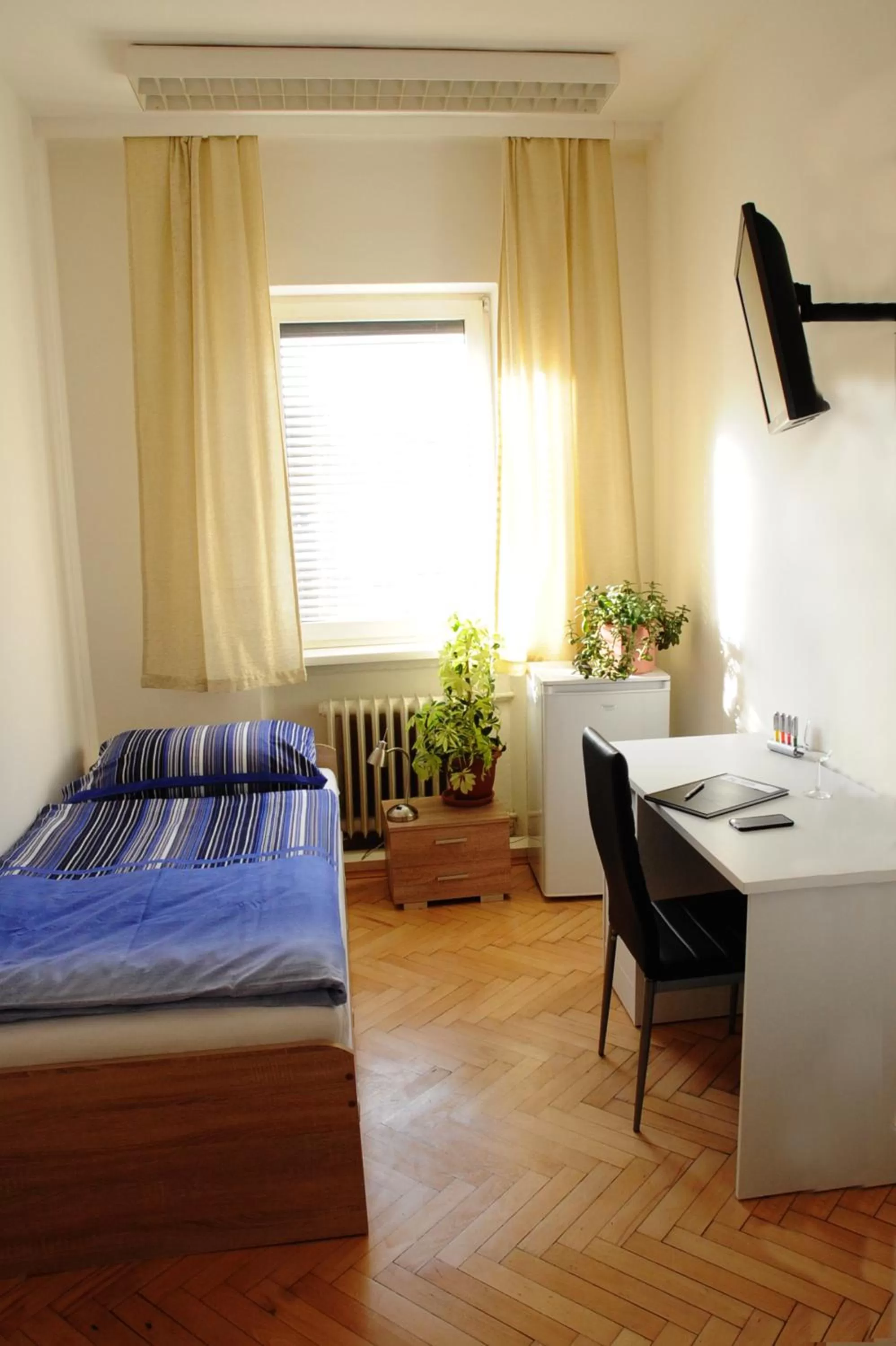 Other, Bed in Montagehotel Bed & Steel