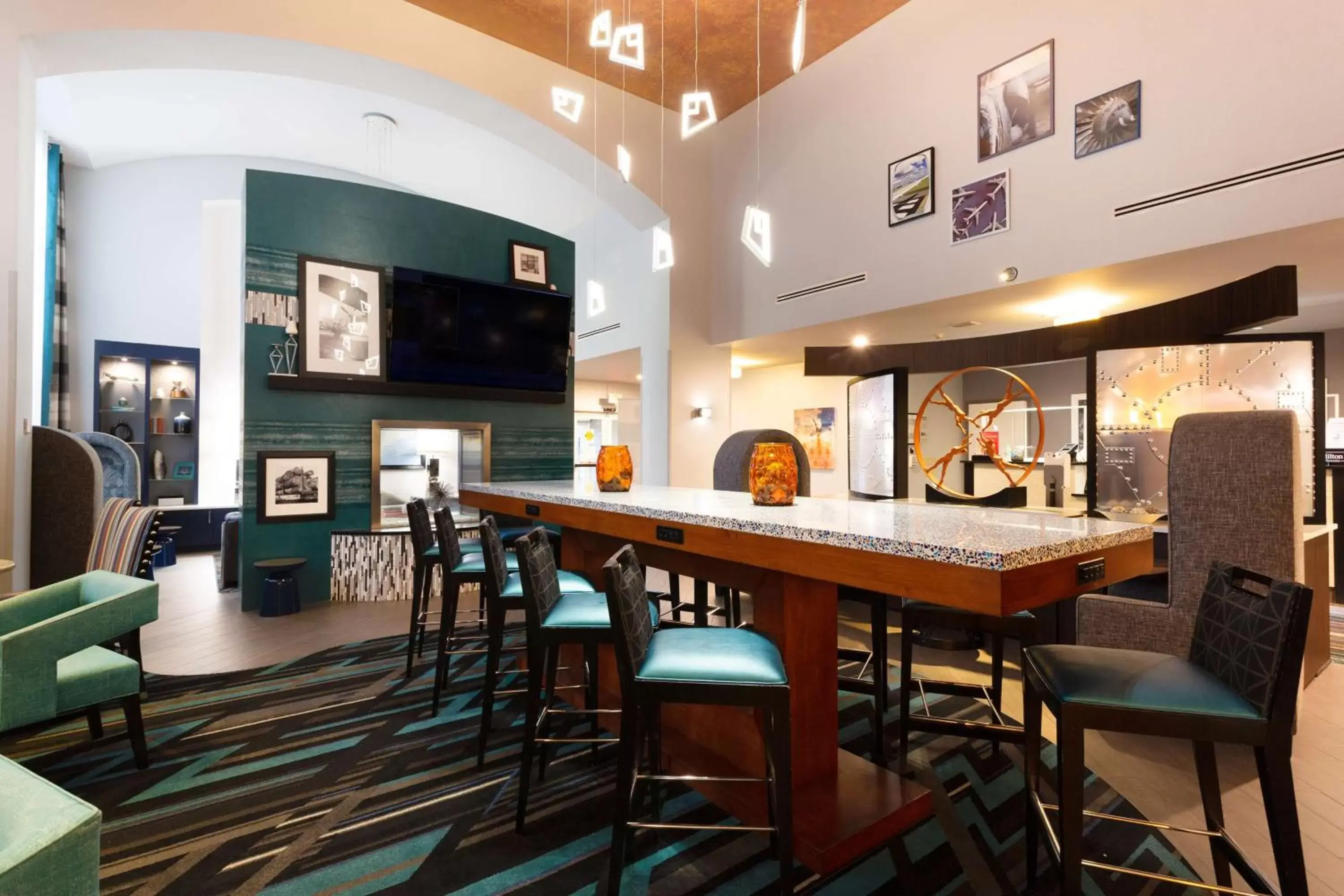 Lobby or reception, Restaurant/Places to Eat in Hampton Inn & Suites Herndon-Reston