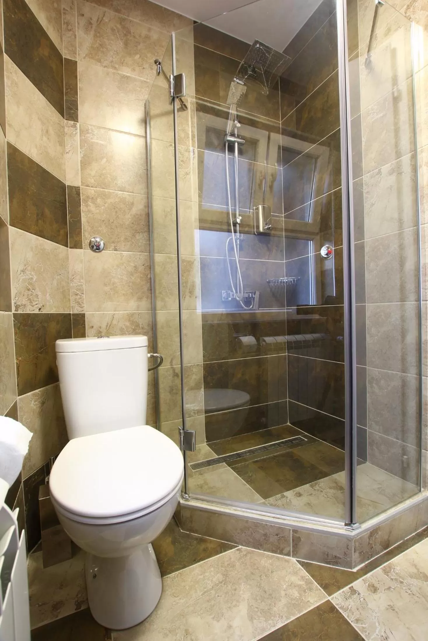 Bathroom in B&B Galeb