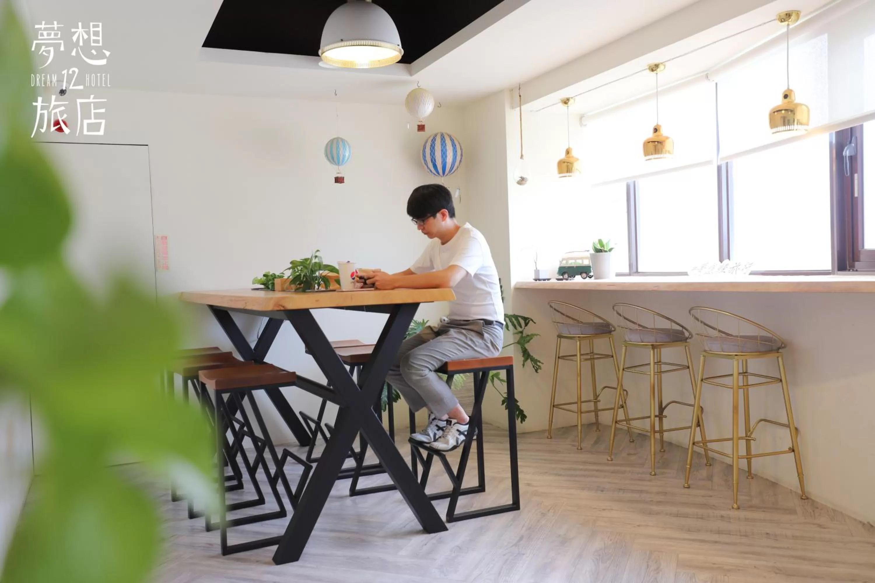 Decorative detail in Dream 12 Hotel