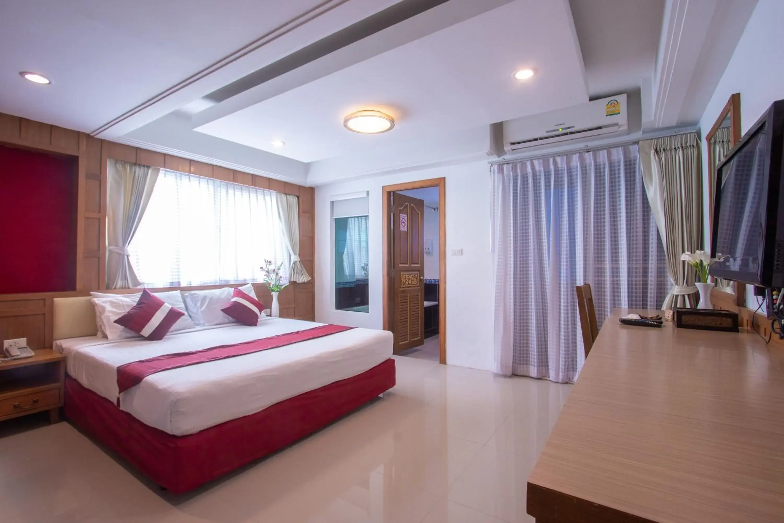 Bed in Gusto Pratunam Hotel Bed in Gusto Pratunam Hotel