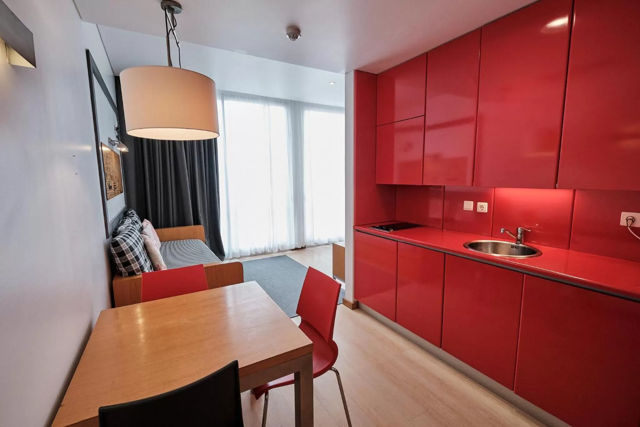 Kitchen or kitchenette in Hotel Praia Marina by RIDAN Hotels
