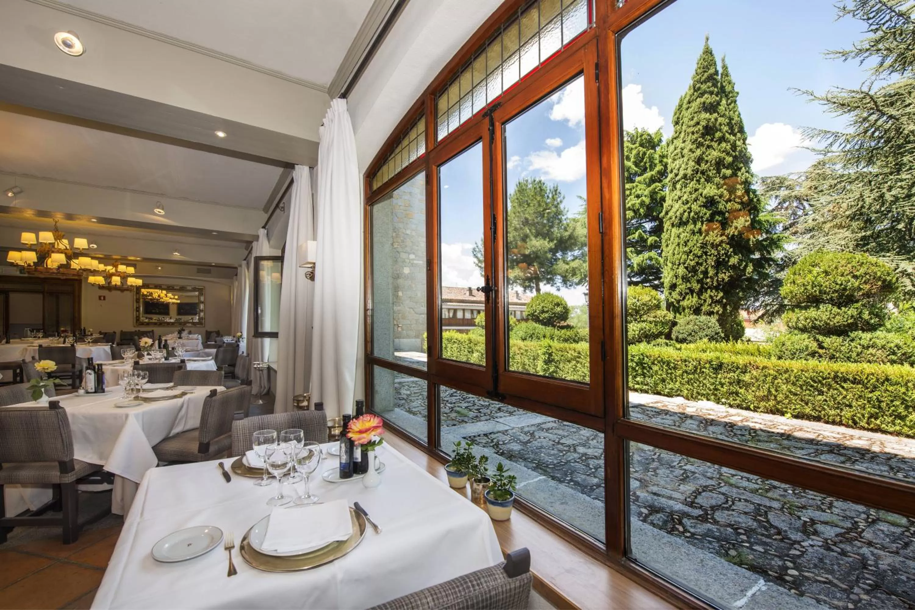 Restaurant/places to eat in Parador de Ávila