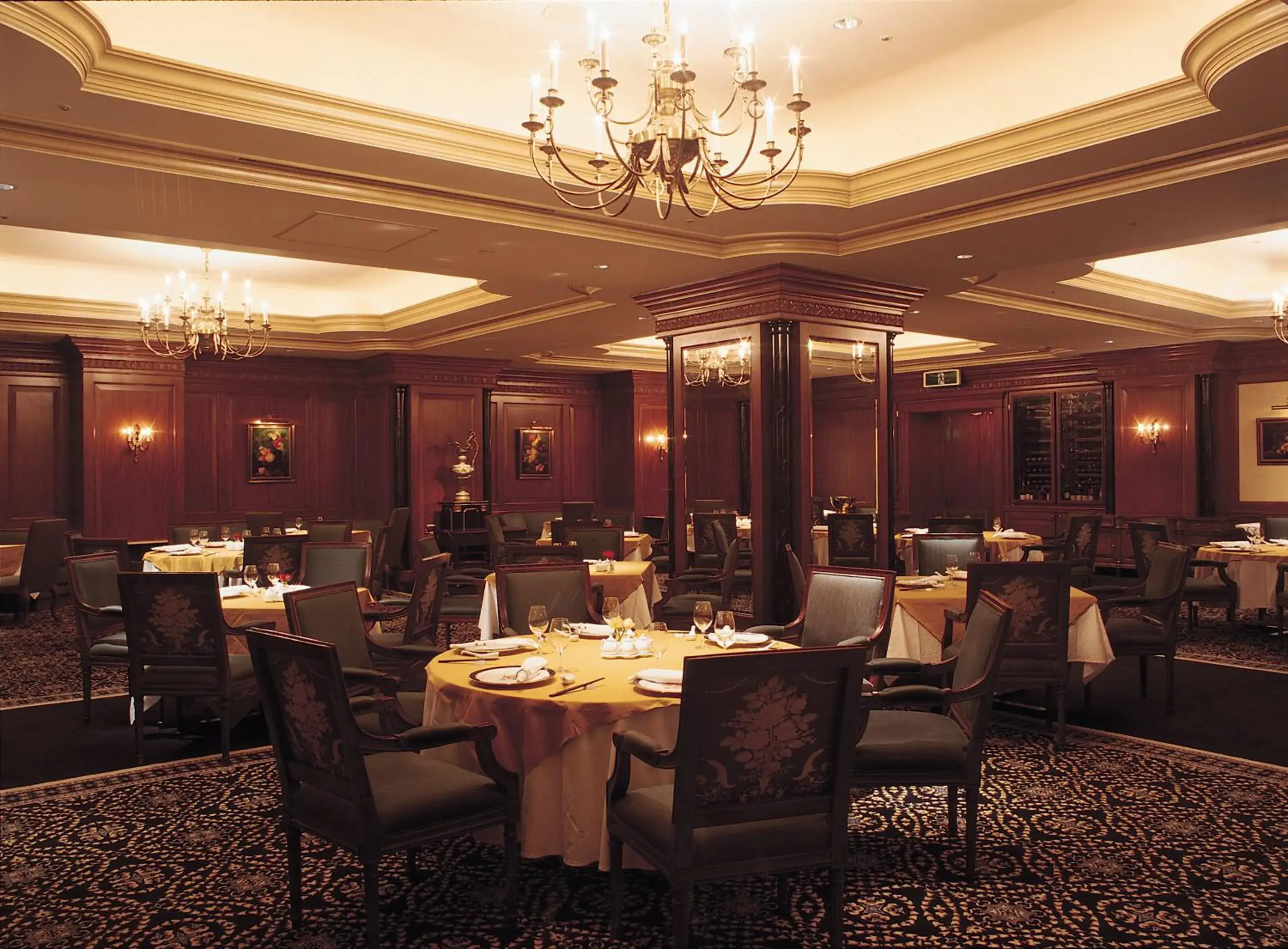 Restaurant/places to eat in Rihga Royal Hotel Tokyo Restaurant/places to eat in Rihga Royal Hotel Tokyo
