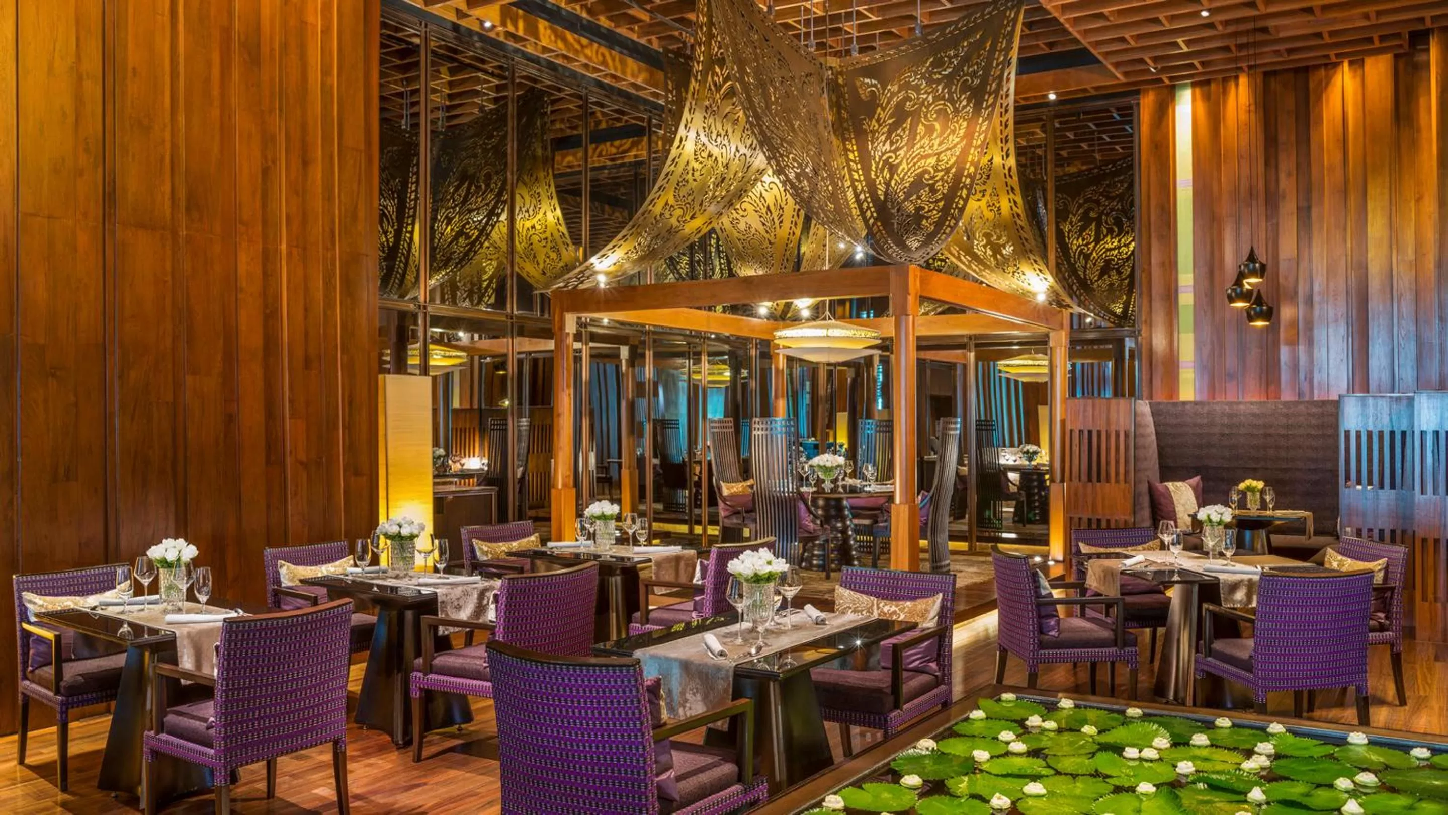 Restaurant/places to eat in Siam Kempinski Hotel Bangkok