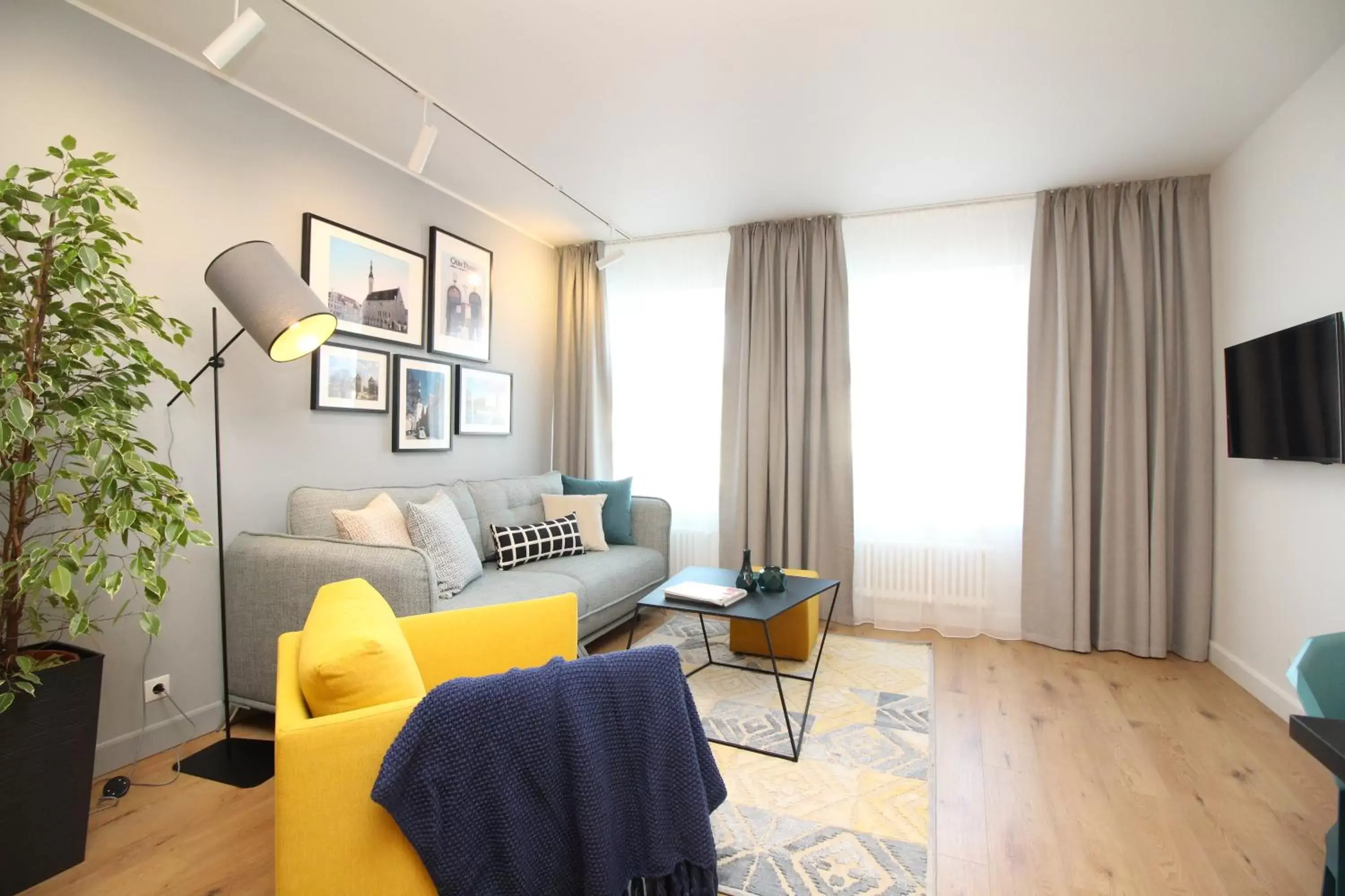 Living room in Tallinn City Apartments Old Town Suites Living room in Tallinn City Apartments Old Town Suites