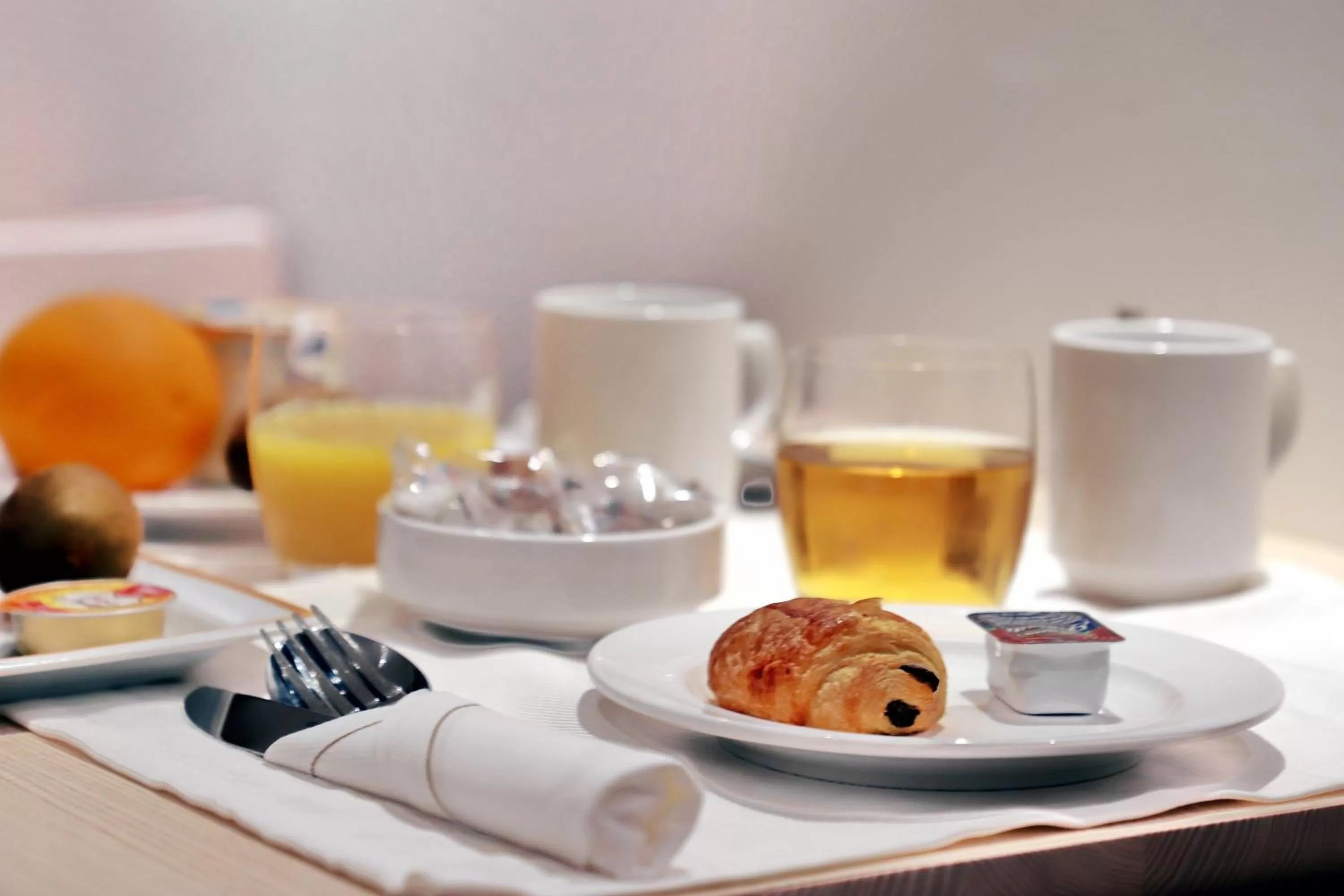 Food in Best Western Hotel du Mucem