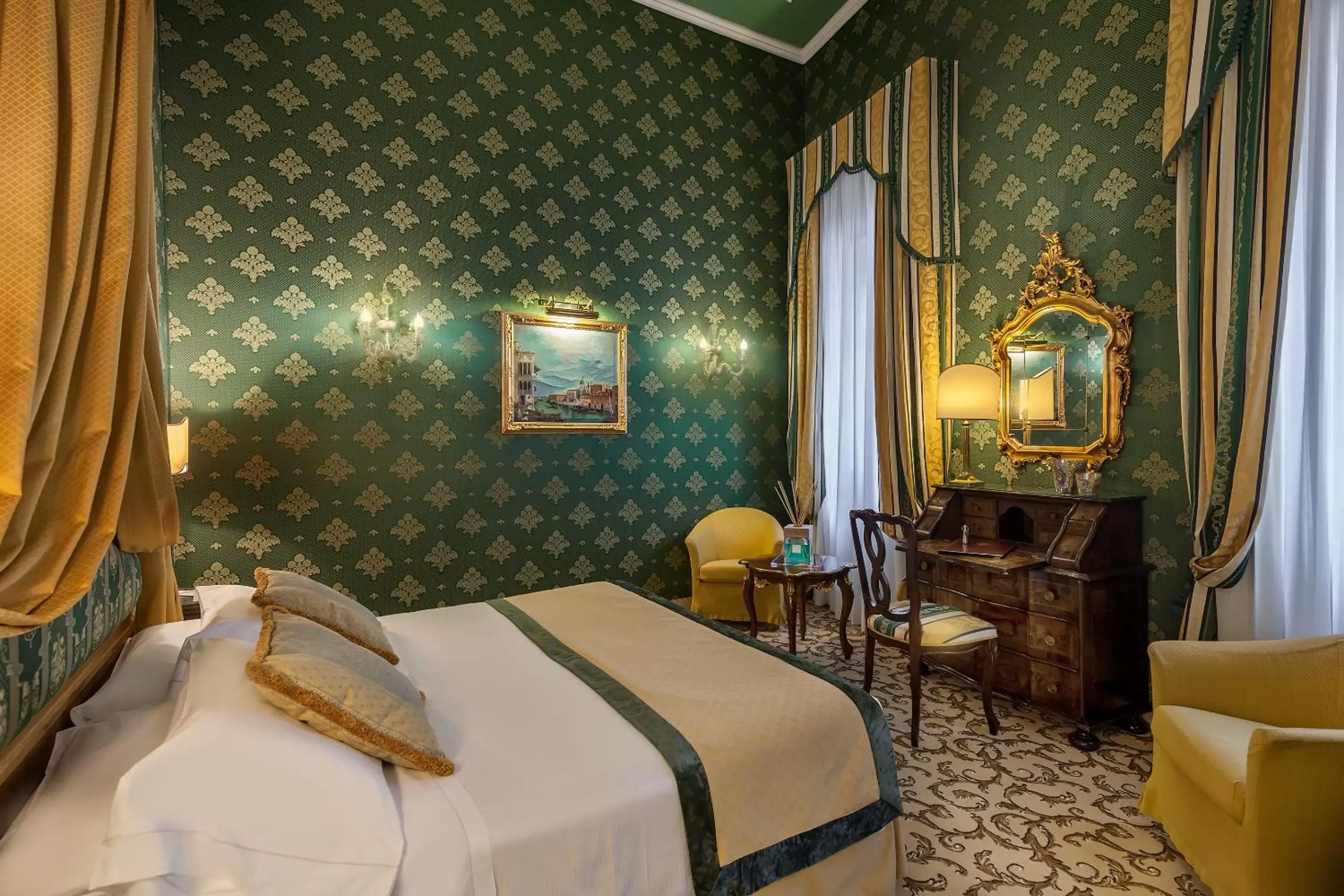 Photo of the whole room, Bed in Hotel Ca' dei Conti