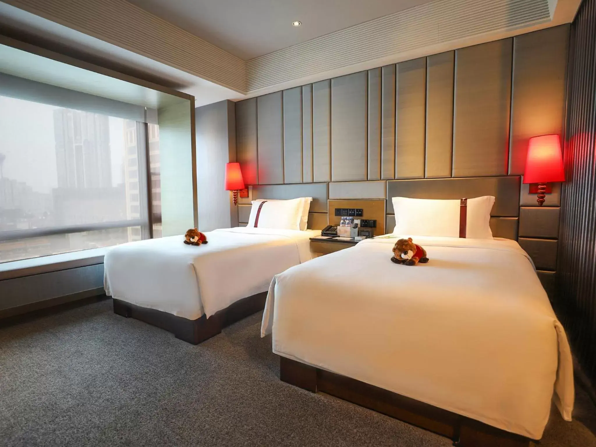 Bed in Rhombus Park Aura Chengdu Hotel