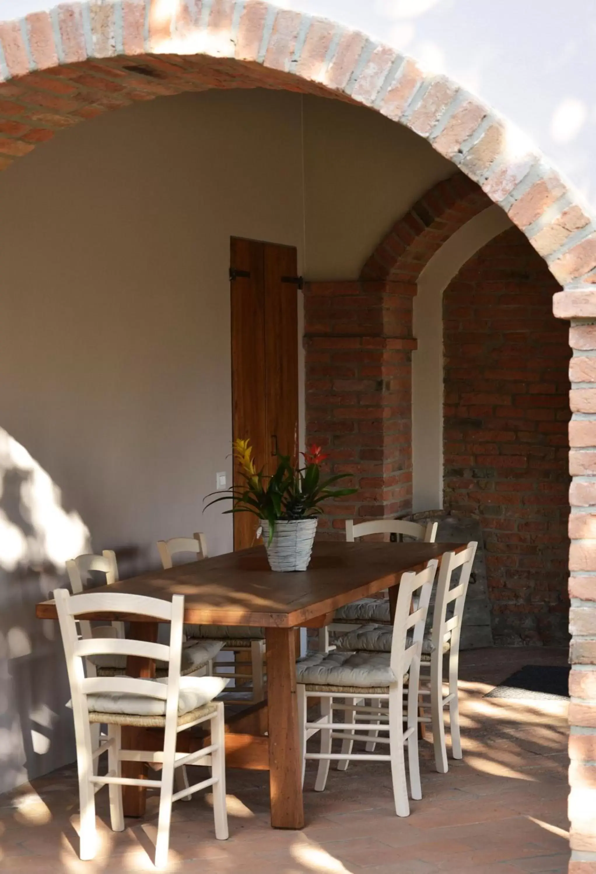 Dining Area in B&B Arcadia