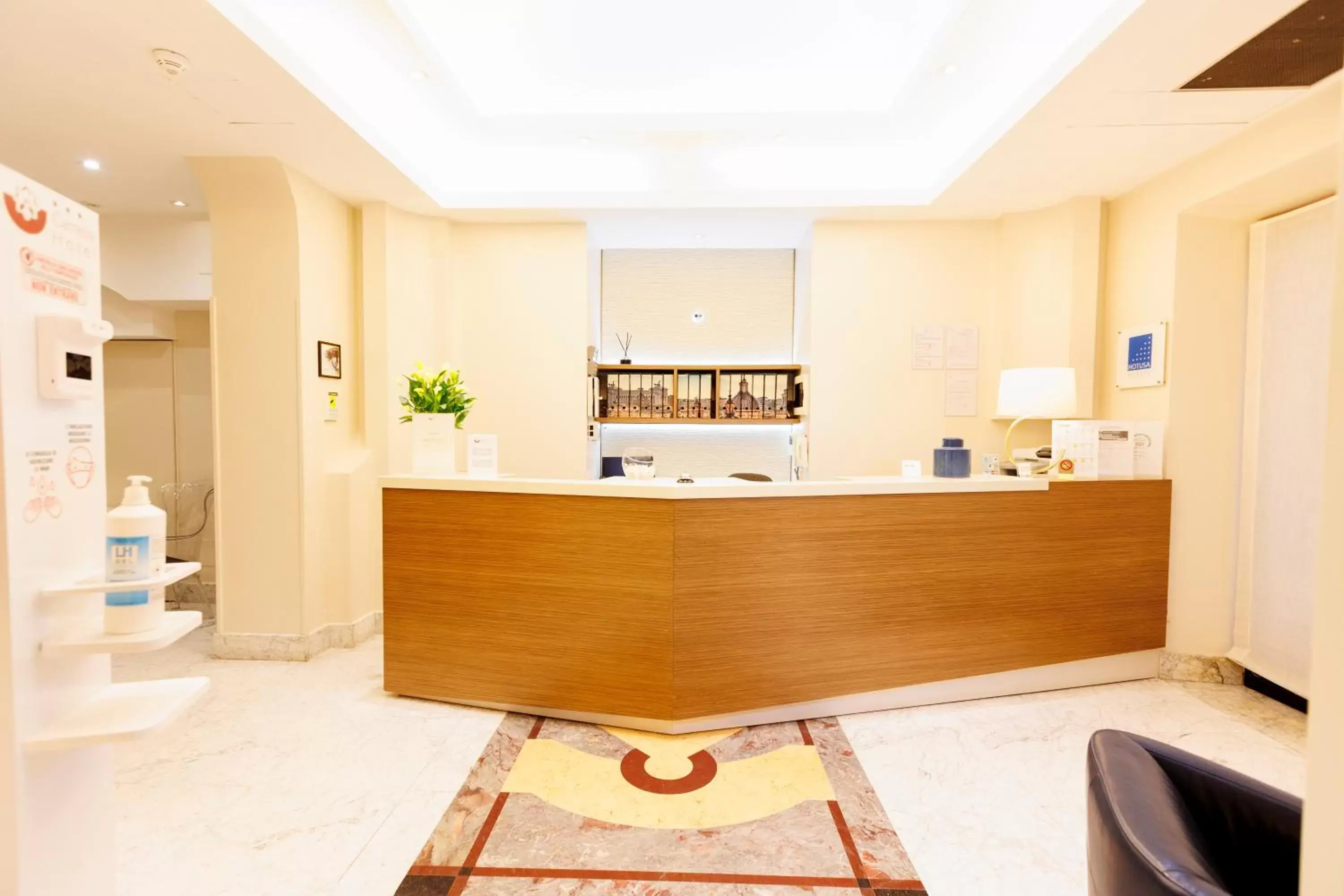 Lobby/Reception in Hotel Camelia