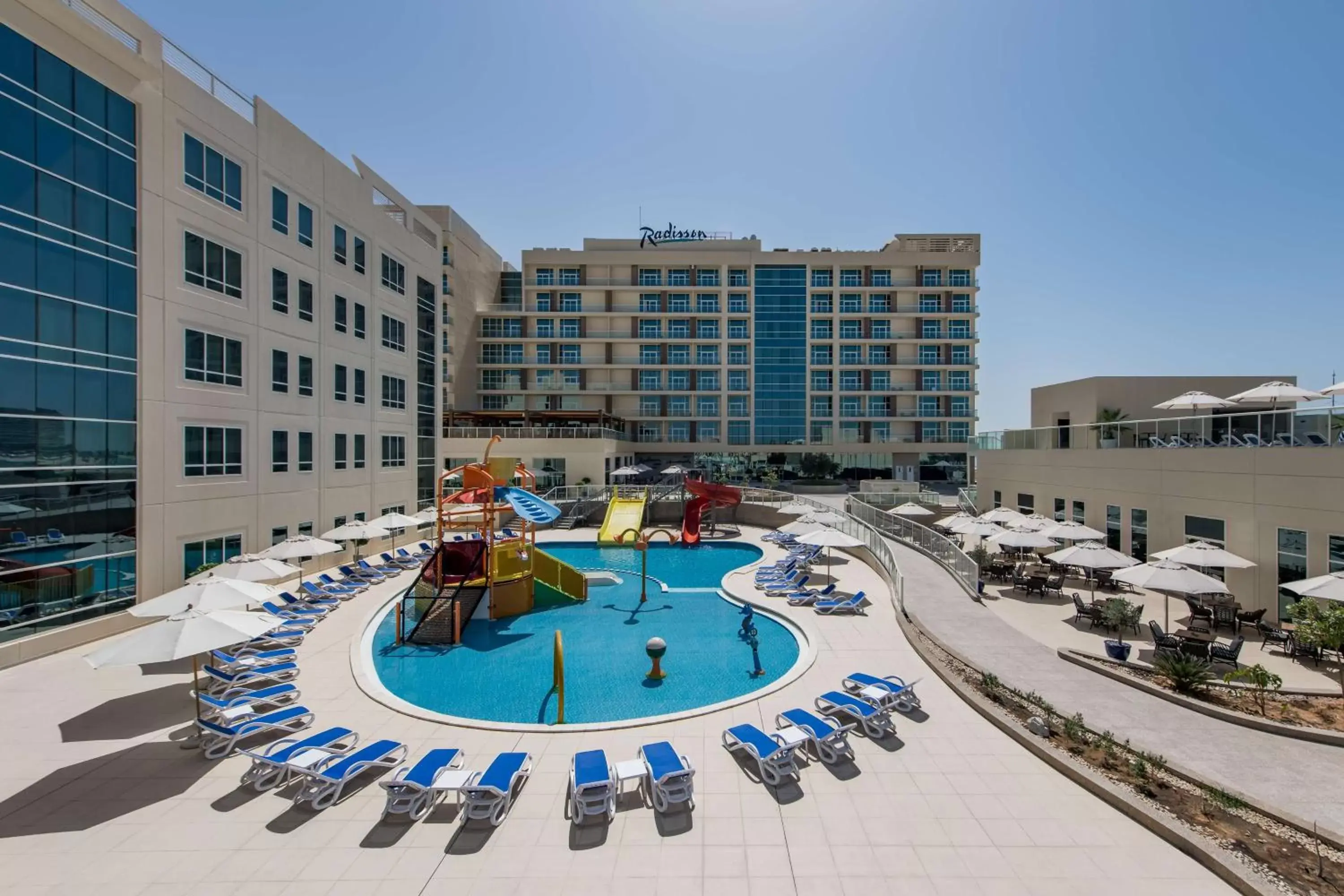 Property building, Pool View in Radisson Resort Ras Al Khaimah Marjan Island