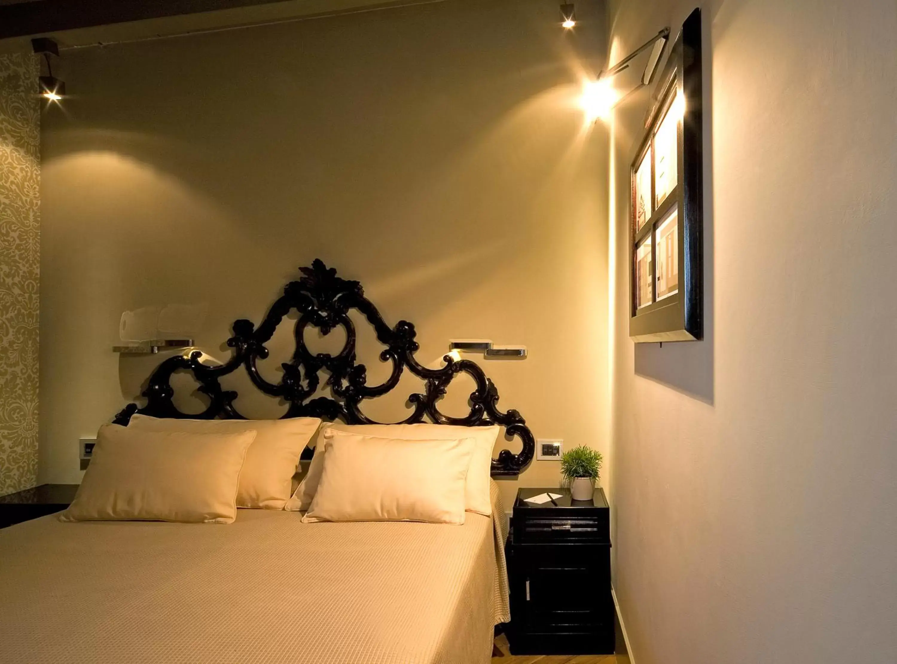 Bedroom, Bed in Hotel Balestri - WTB Hotels