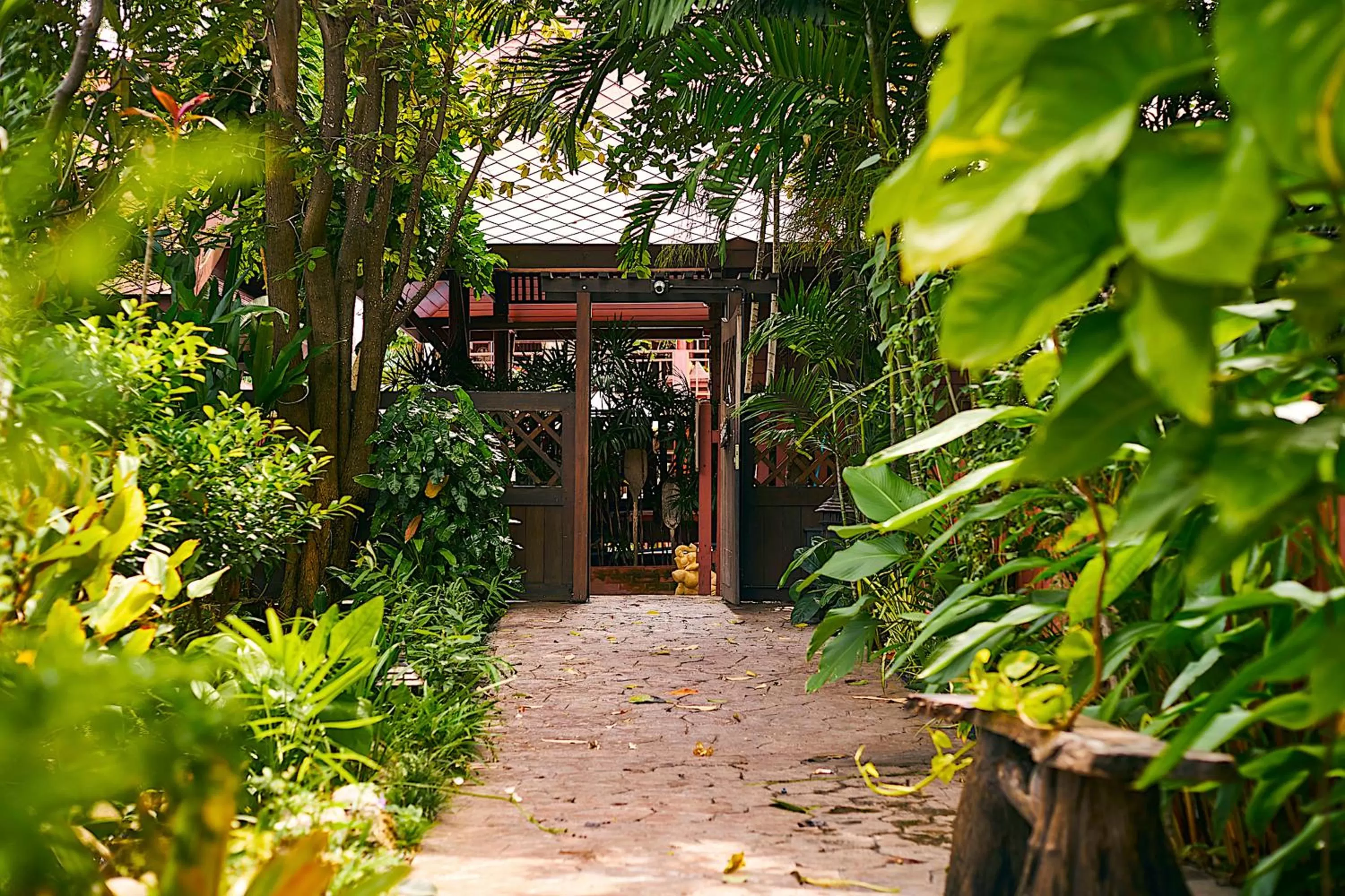 Ruenkanok Thaihouse Resort