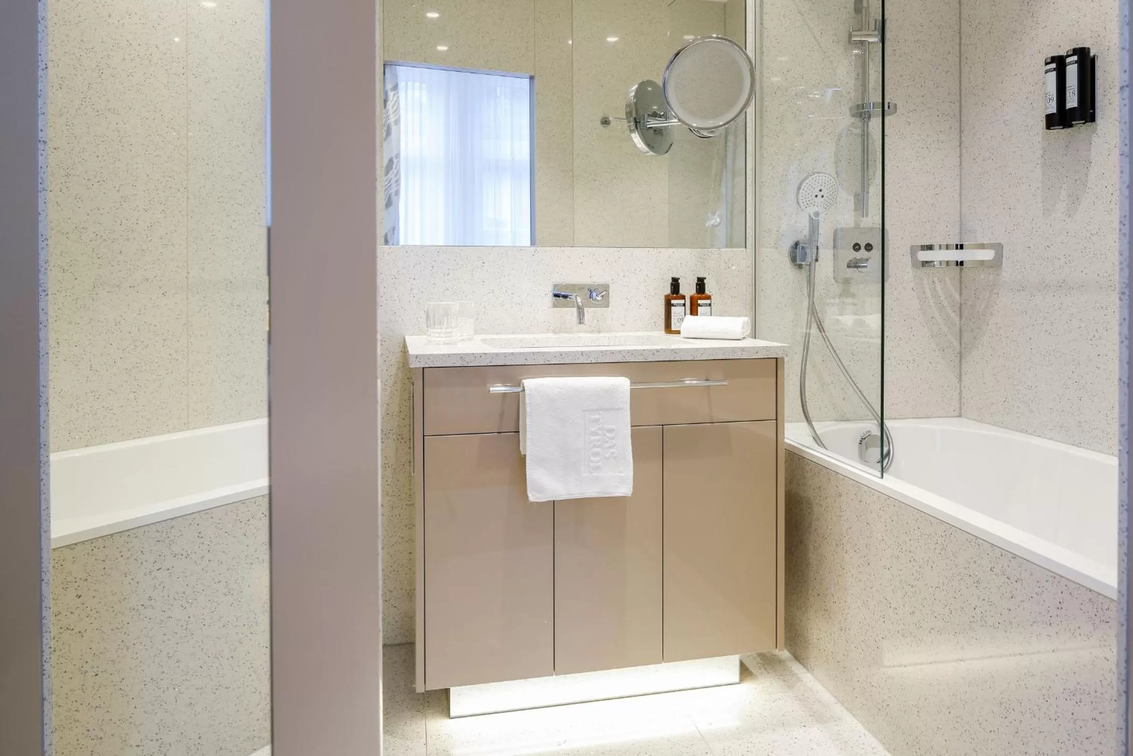 Bathroom in Boutiquehotel Das Tyrol