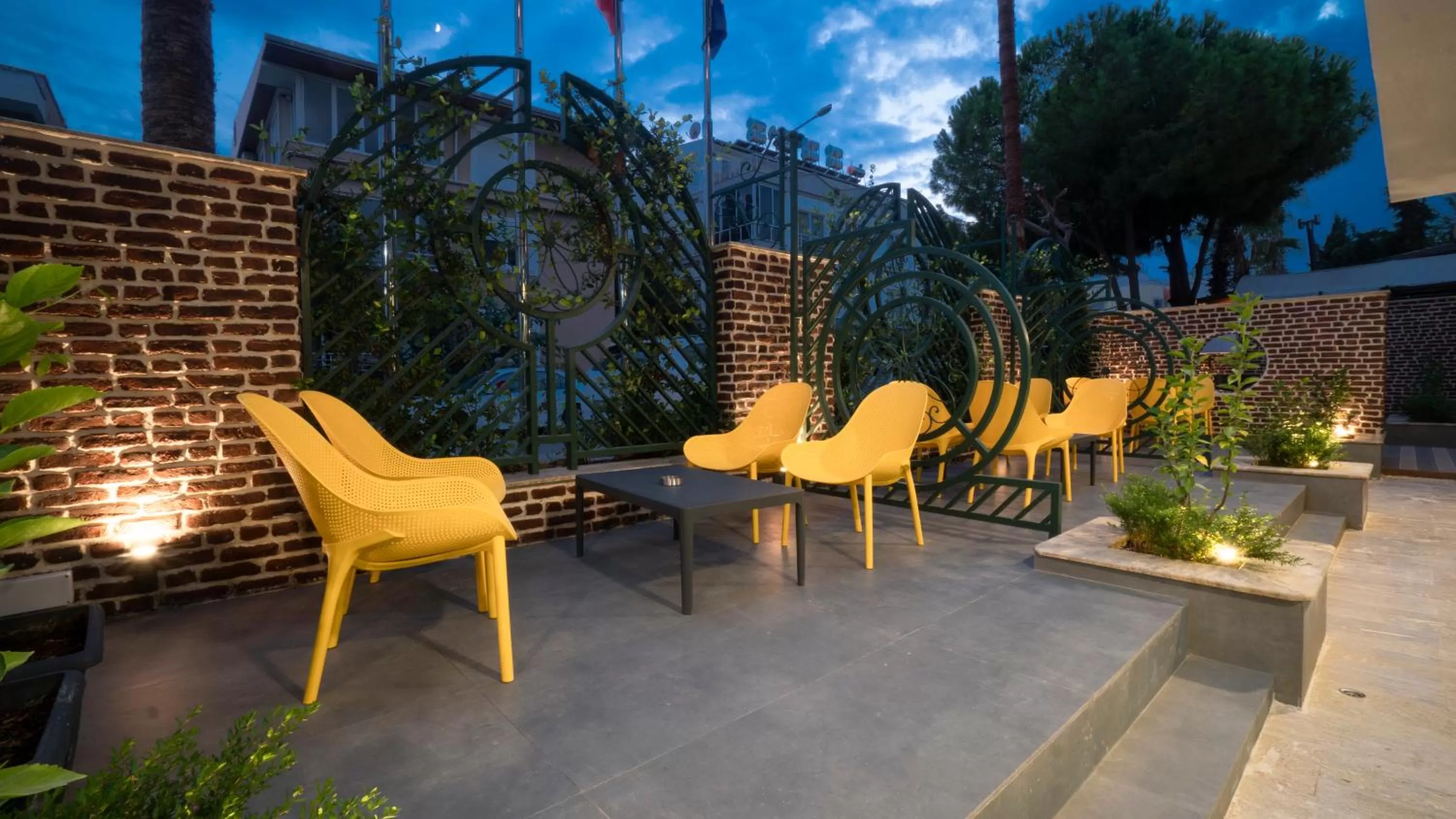 Lobby or reception in Estera Hotel Silent