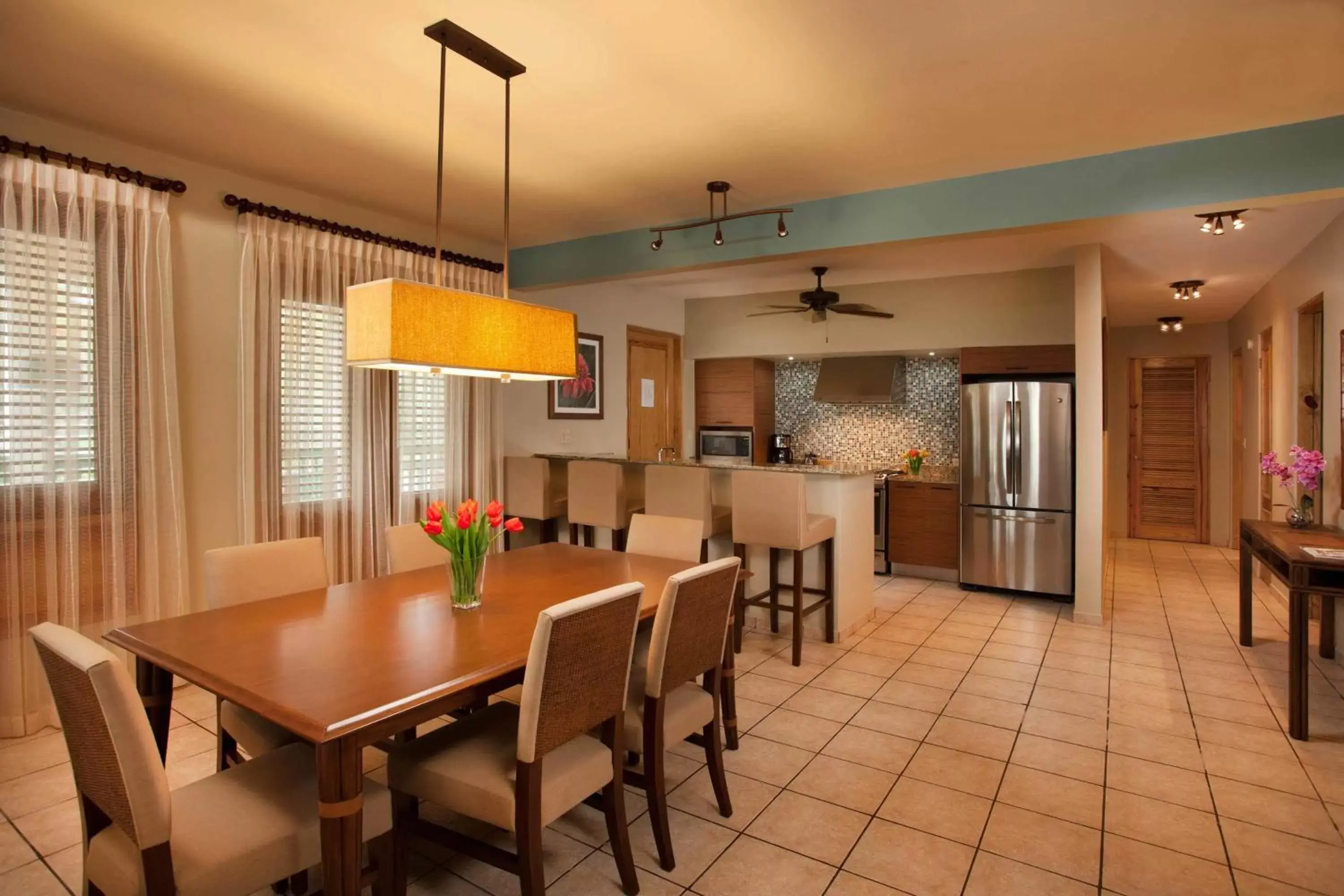 Living room, Dining Area in Copamarina Beach Resort & Spa