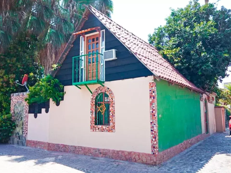 Facade/entrance, Property Building in Cabañas Rústicas El Benny by Rotamundos