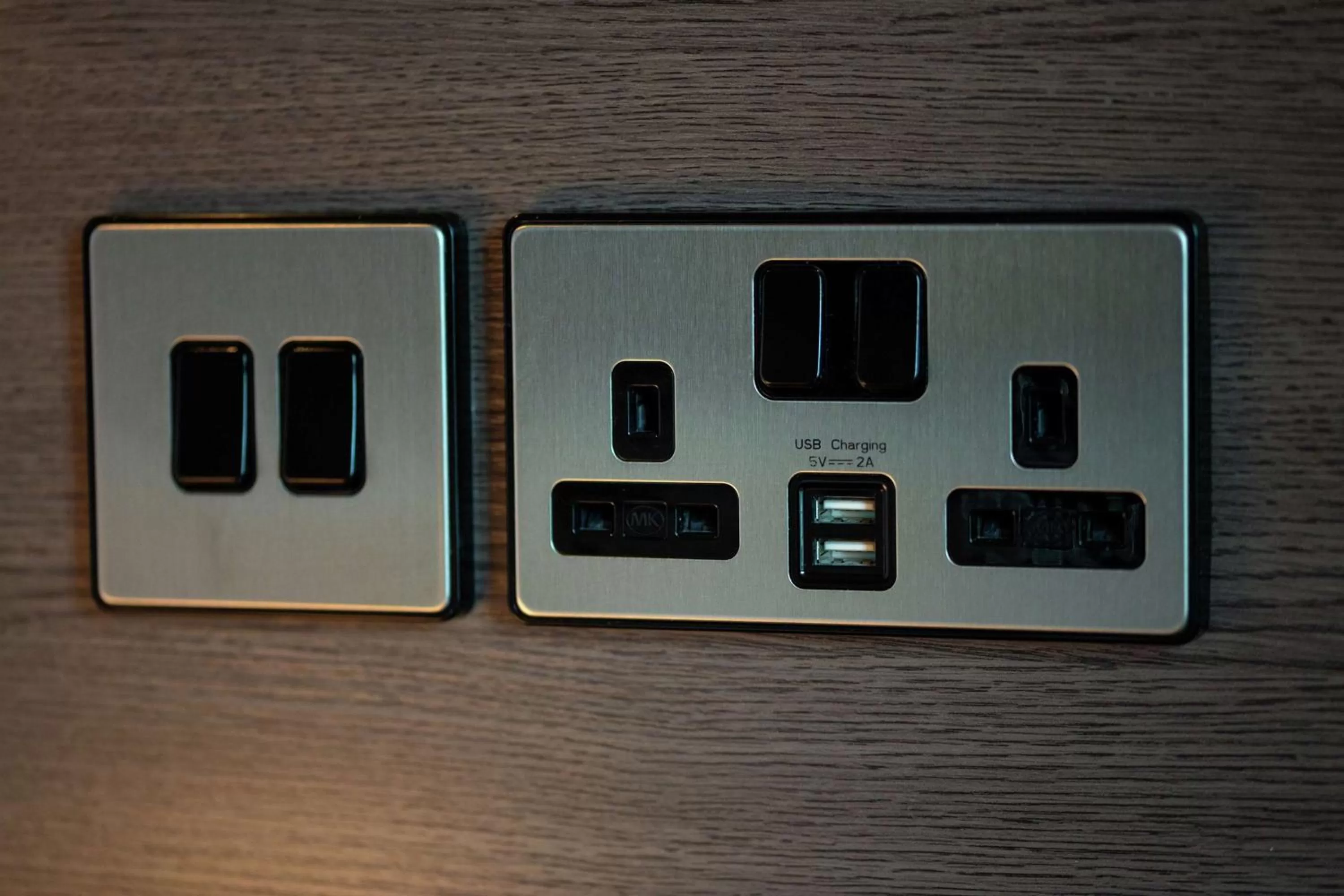 Photo of the whole room in Hampton By Hilton Hamilton Park