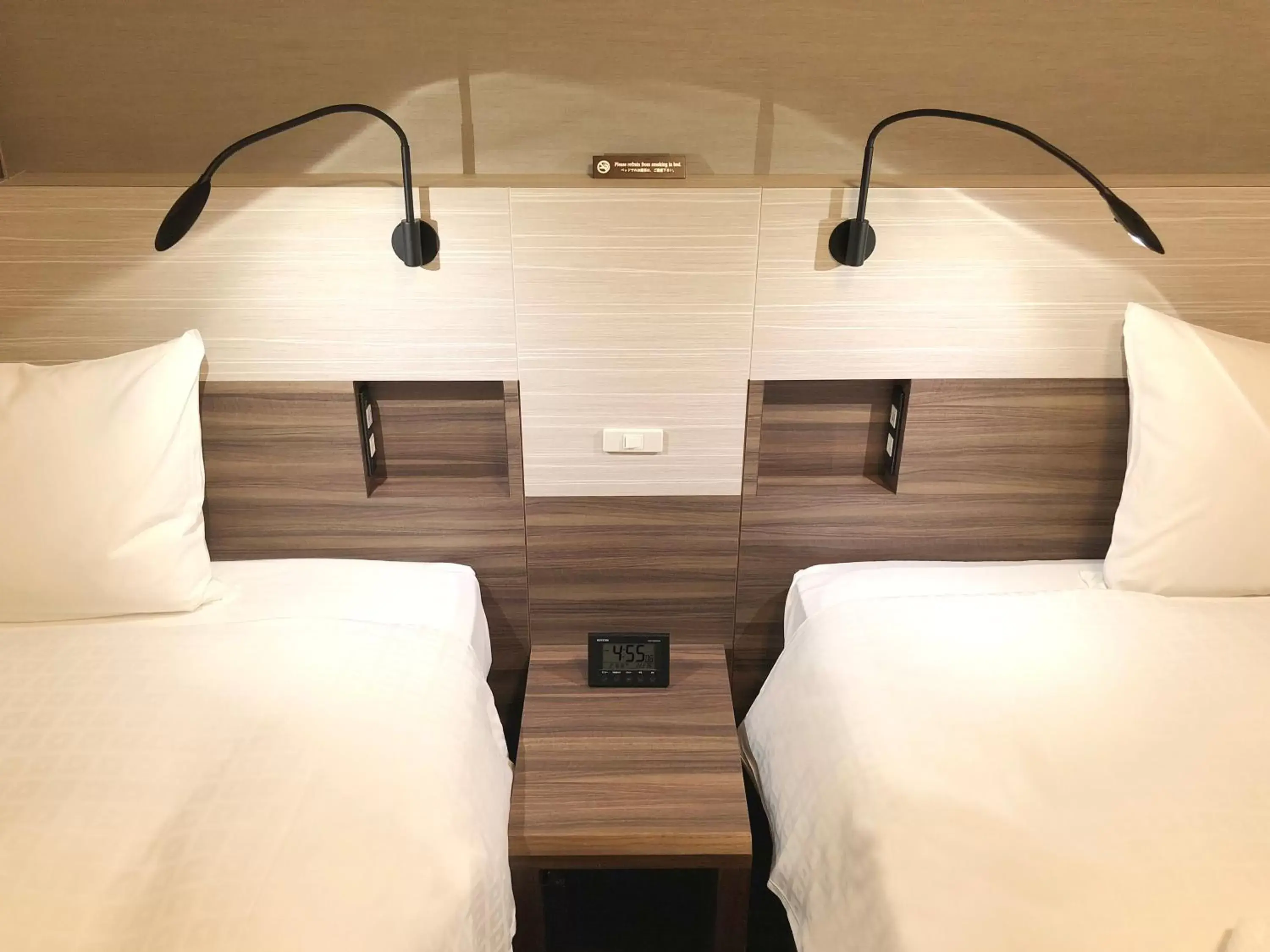 Area and facilities, Bed in Smile Hotel Premium Osaka Hommachi Area and facilities, Bed in Smile Hotel Premium Osaka Hommachi