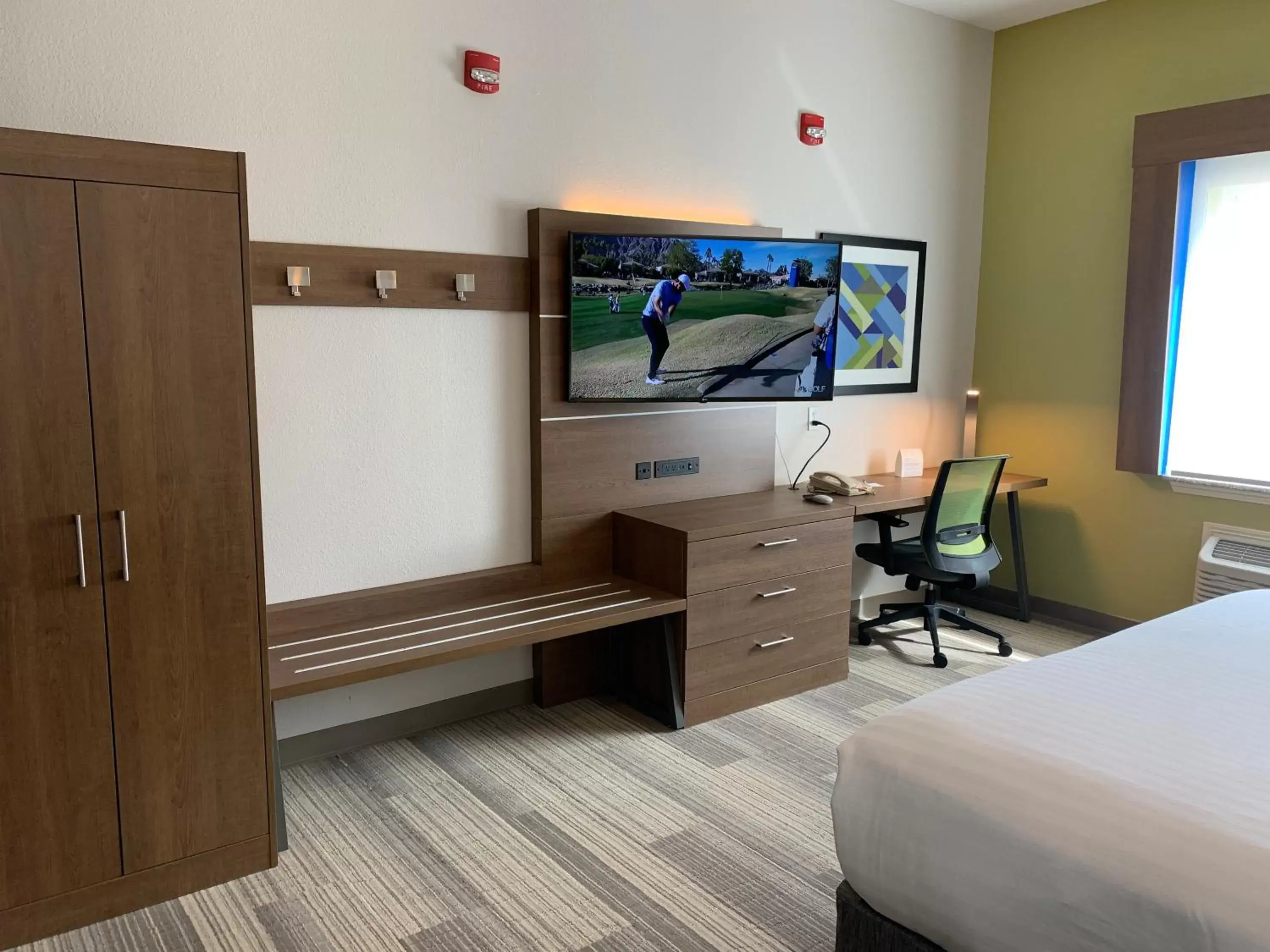 Photo of the whole room, TV/Entertainment Center in Holiday Inn Express Hotel and Suites South Padre Island, an IHG Hotel