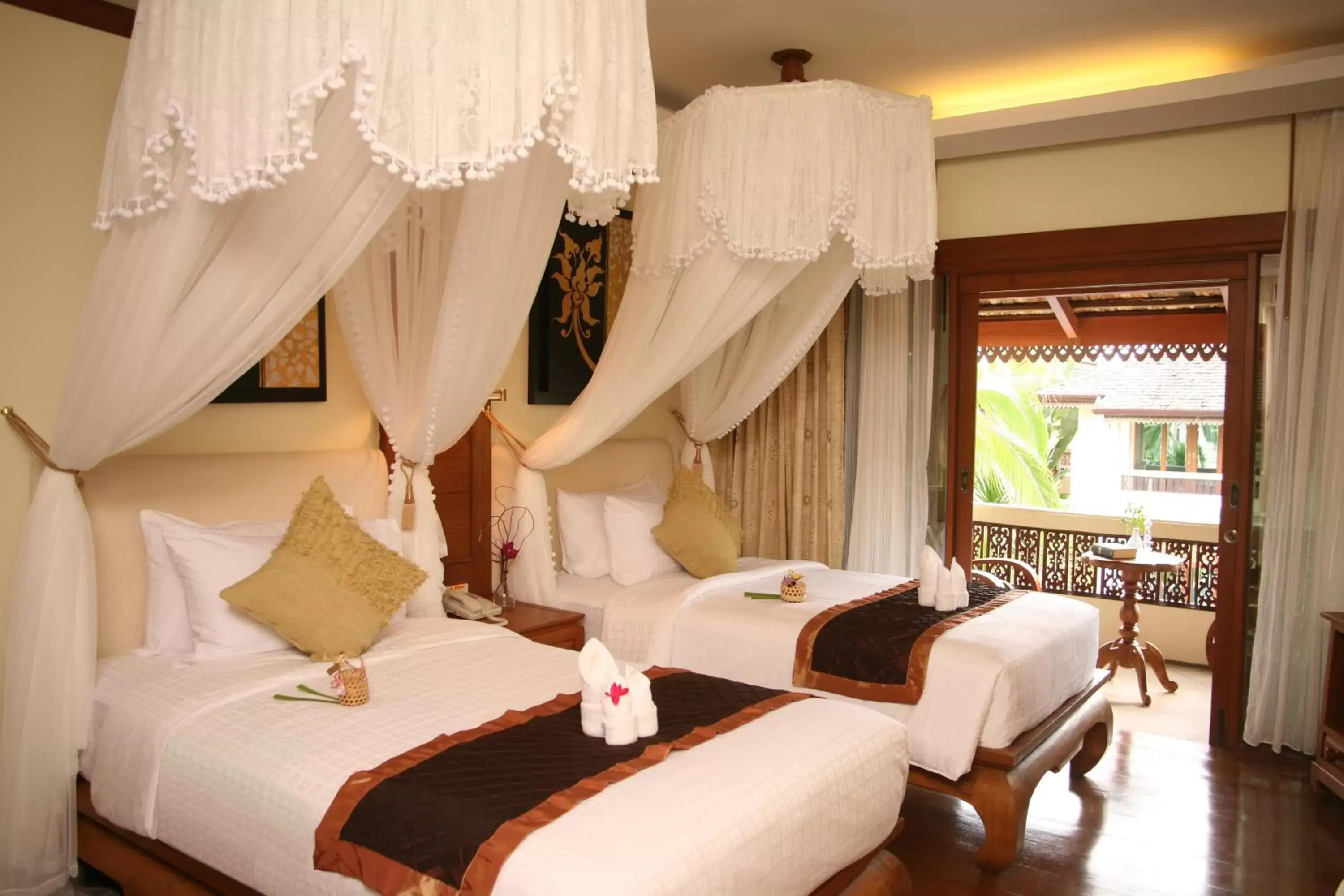 Bedroom, Bed in Centara Khum Phaya Resort & Spa, Centara Boutique Collection