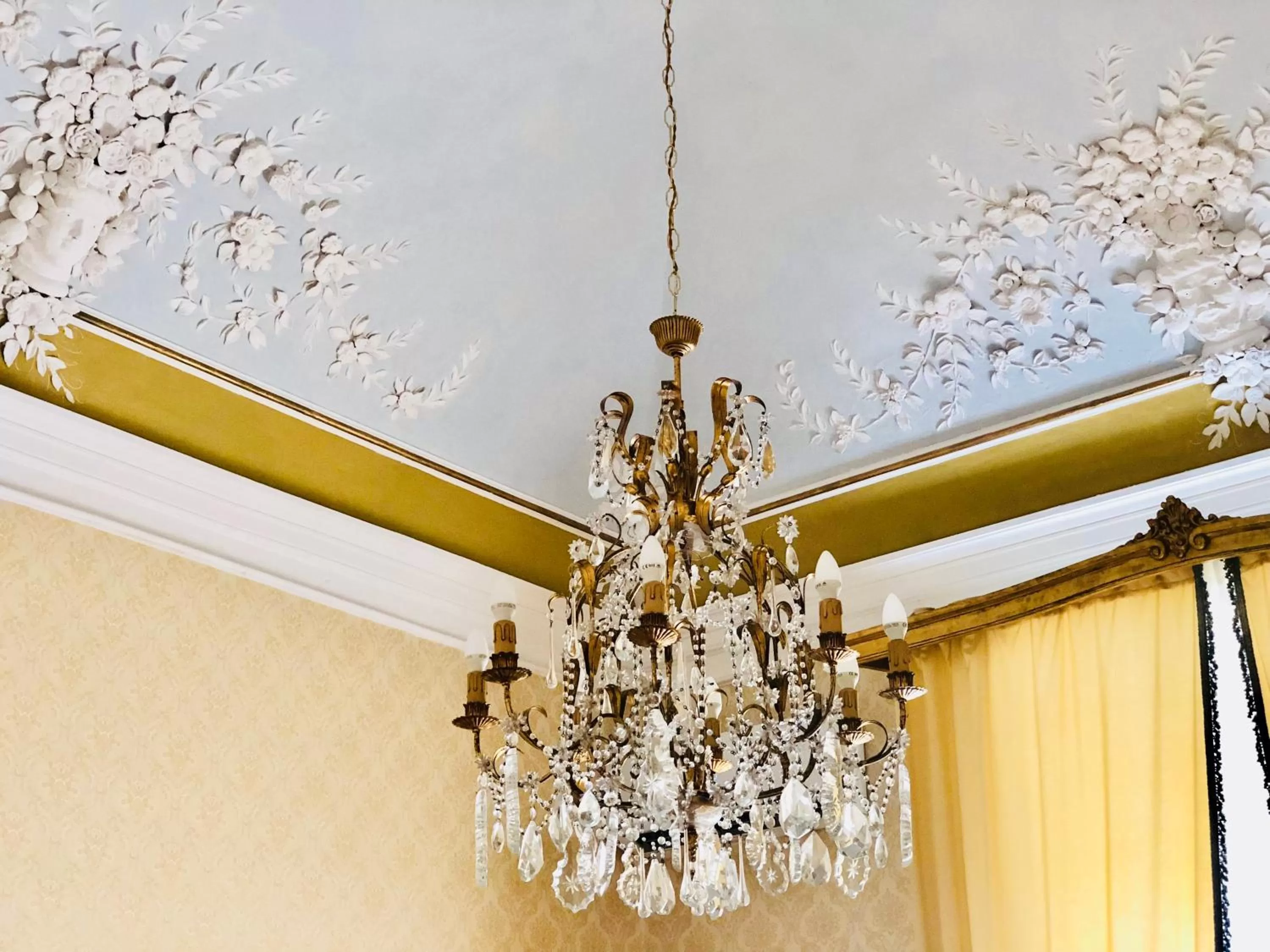 Decorative detail in Dimora Umberto