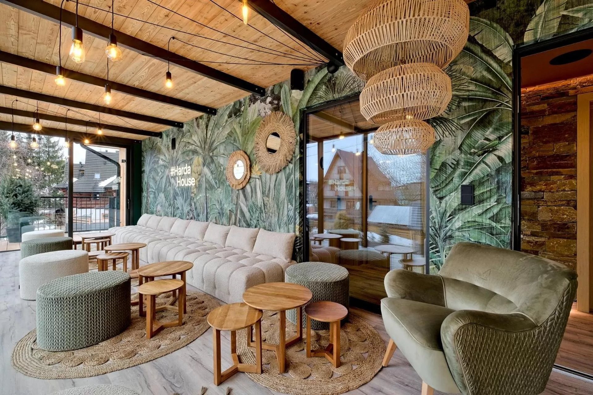 Seating area in Harda House Friends & Spa