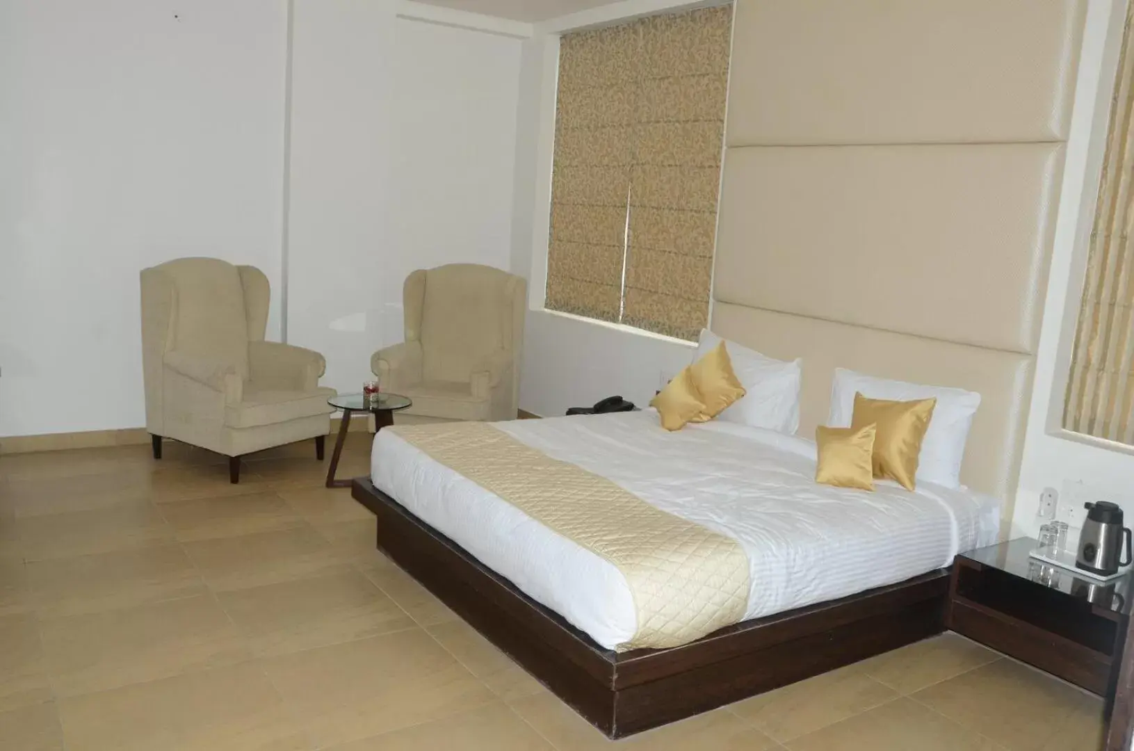 Bedroom, Bed in TGI Apple Inn Bedroom, Bed in TGI Apple Inn