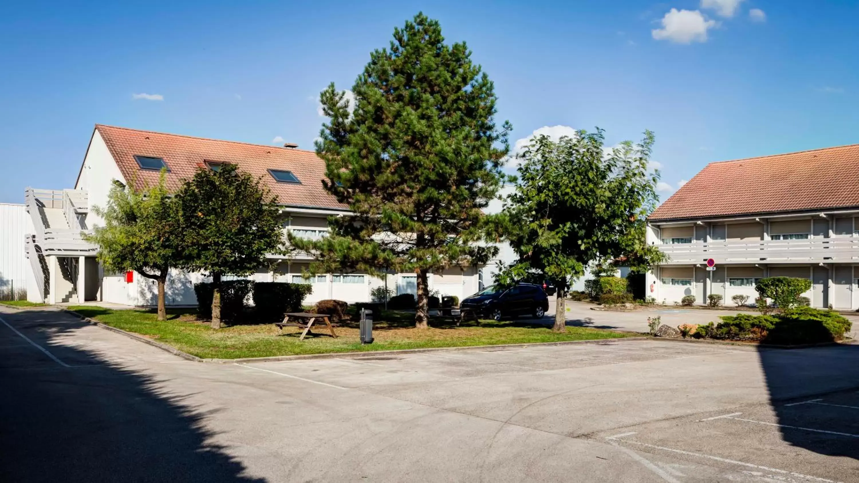 Property Building in Campanile Chalon sur Saône