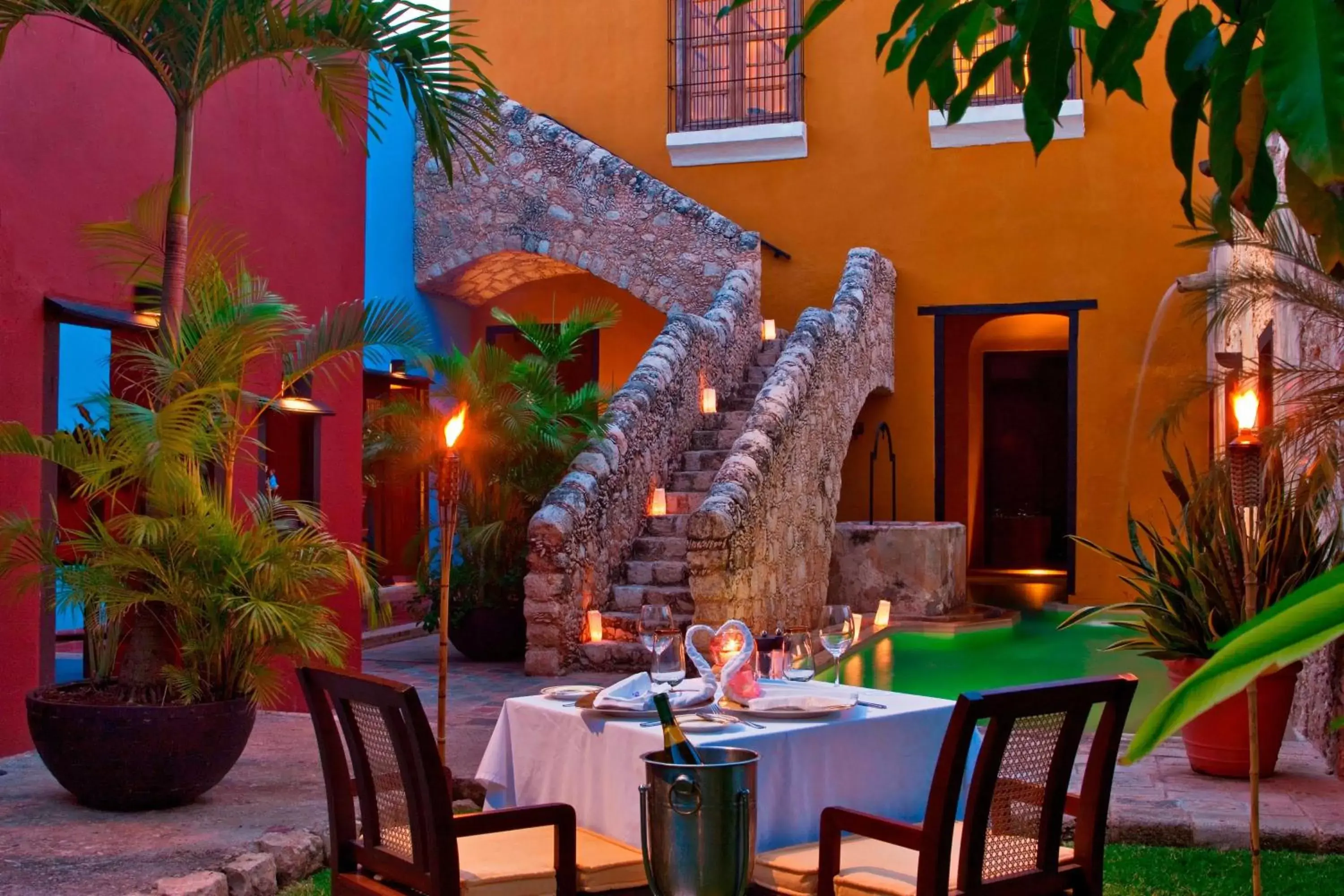 Restaurant/Places to Eat in Hacienda Campeche