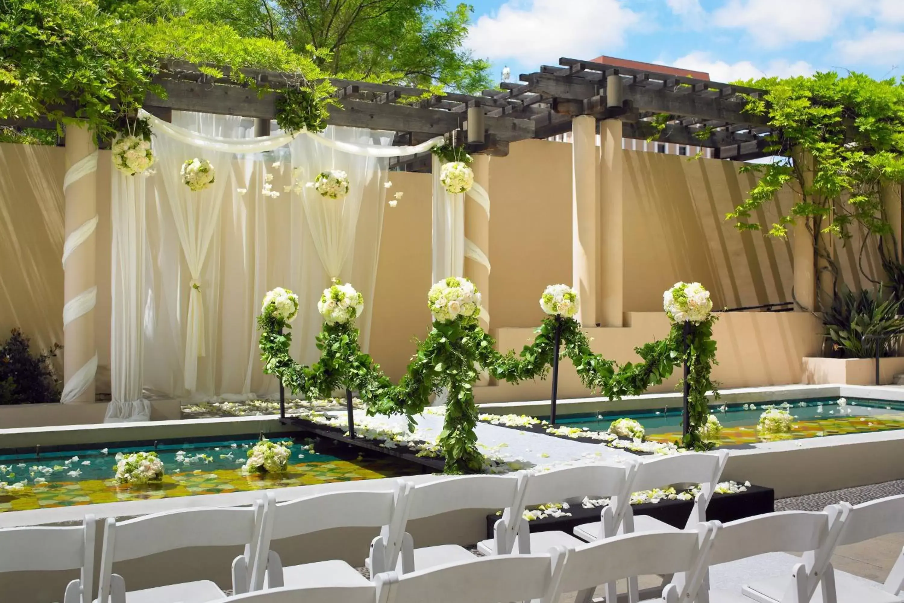 Property building, Banquet Facilities in The Westin Pasadena