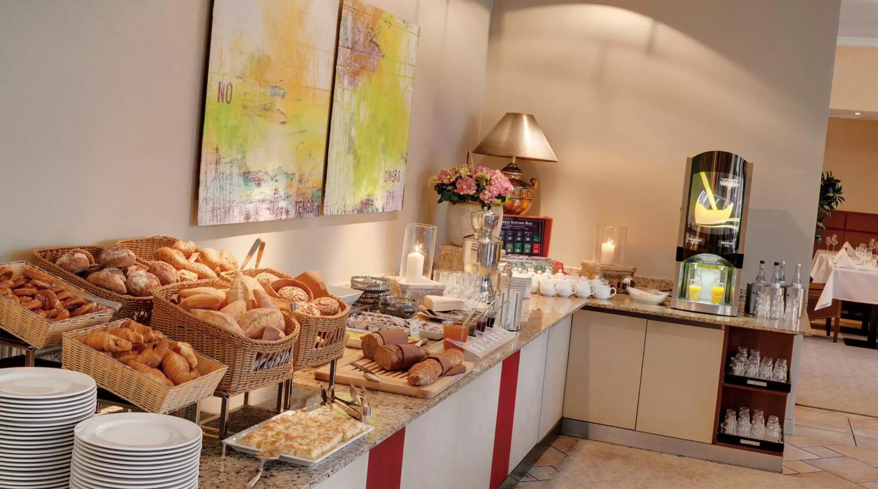 Buffet breakfast, Food in Hotel Villa Toskana