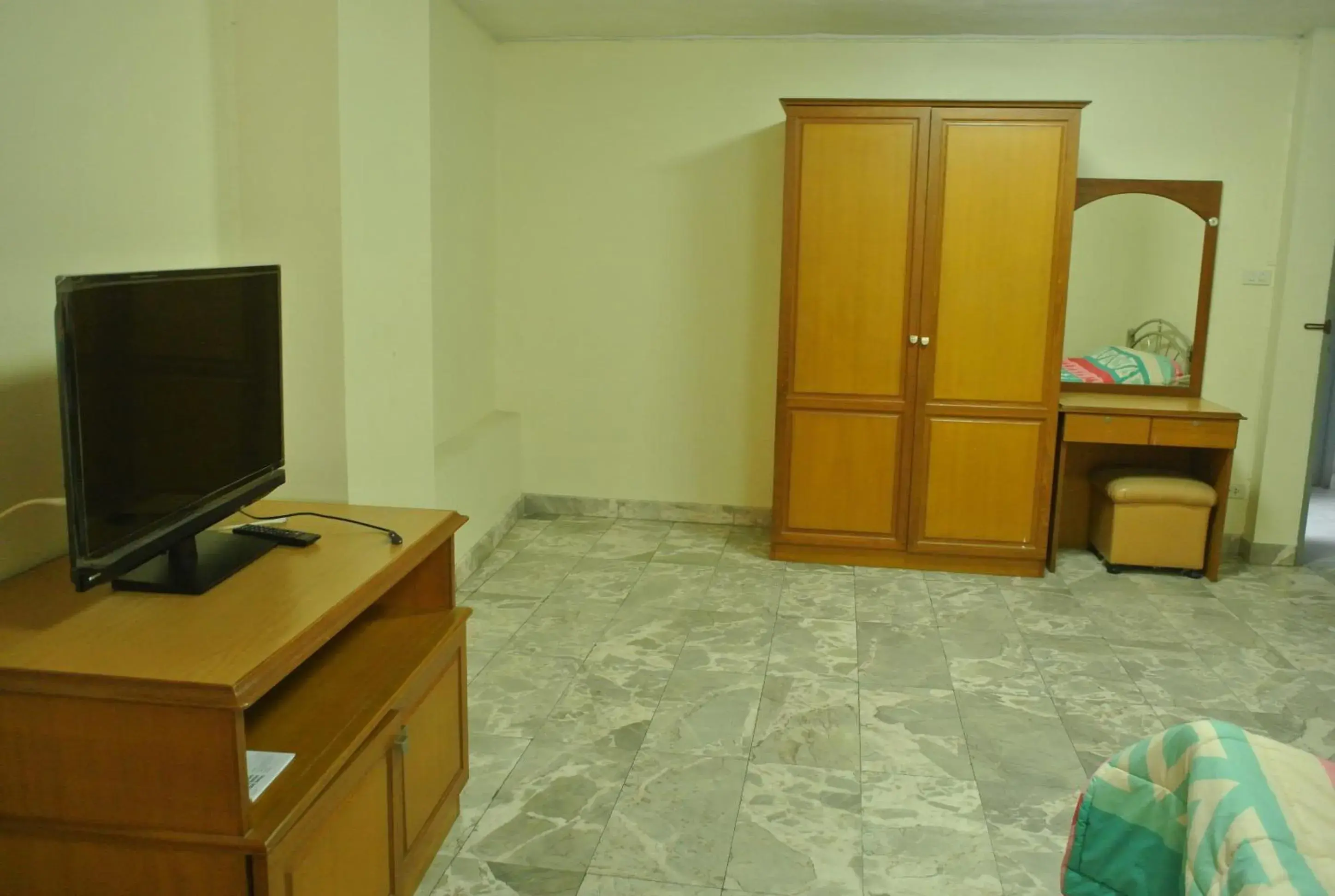 Photo of the whole room, TV/Entertainment Center in S.K. Residence