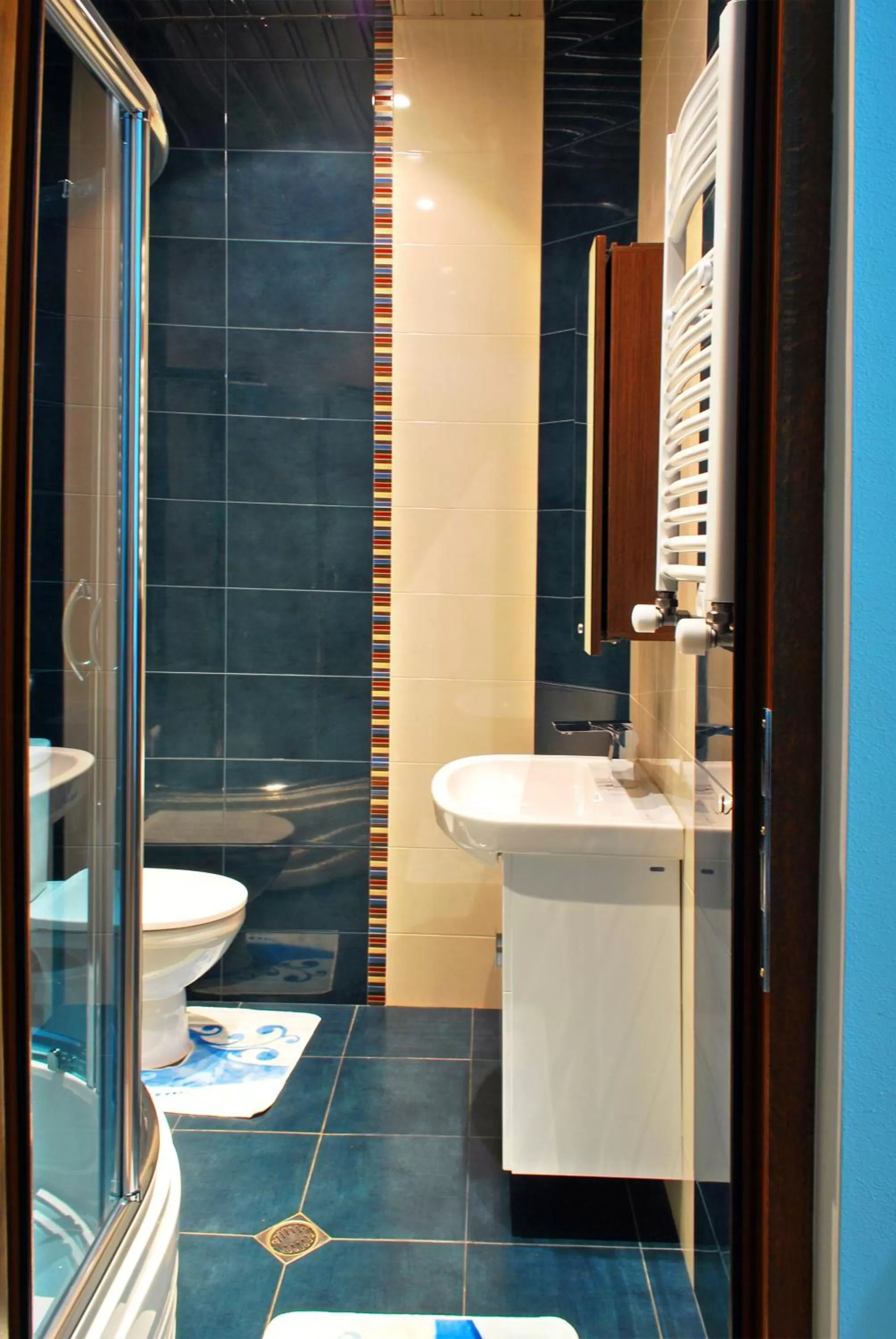 Toilet in Hotel Diamond