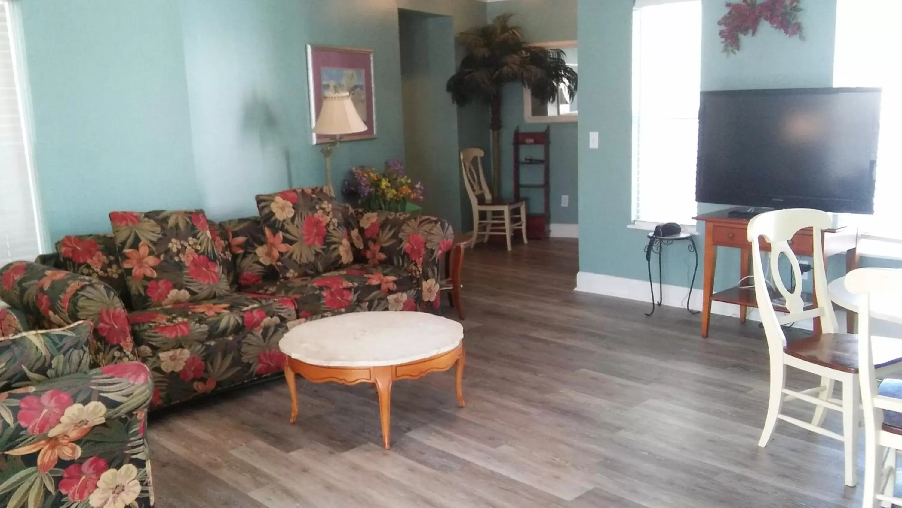 Living room, Seating Area in Pineapple Villas