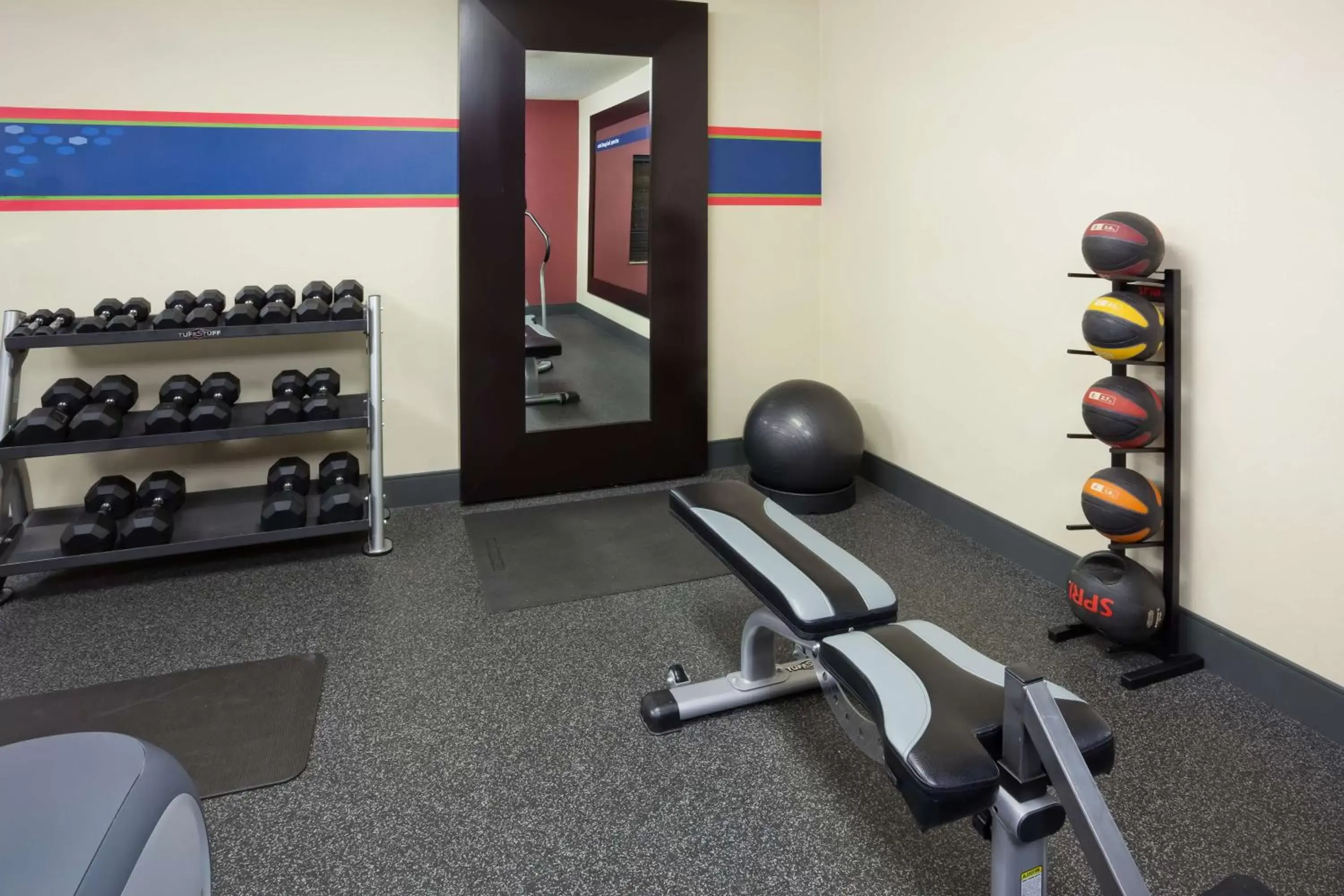 Fitness centre/facilities, Fitness Center/Facilities in Hampton Inn Fairmont