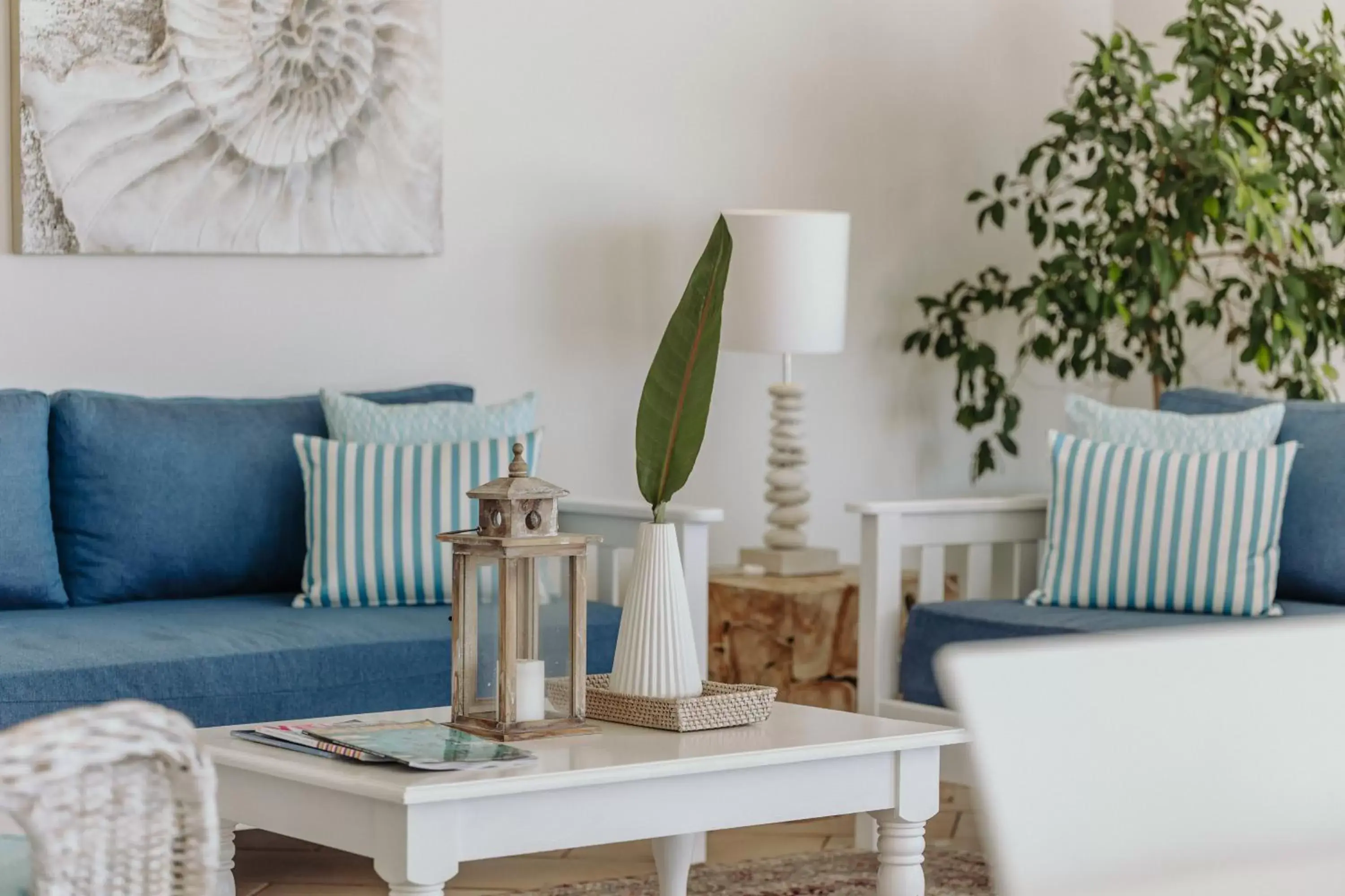 Living room, Seating Area in Bayview Hotel