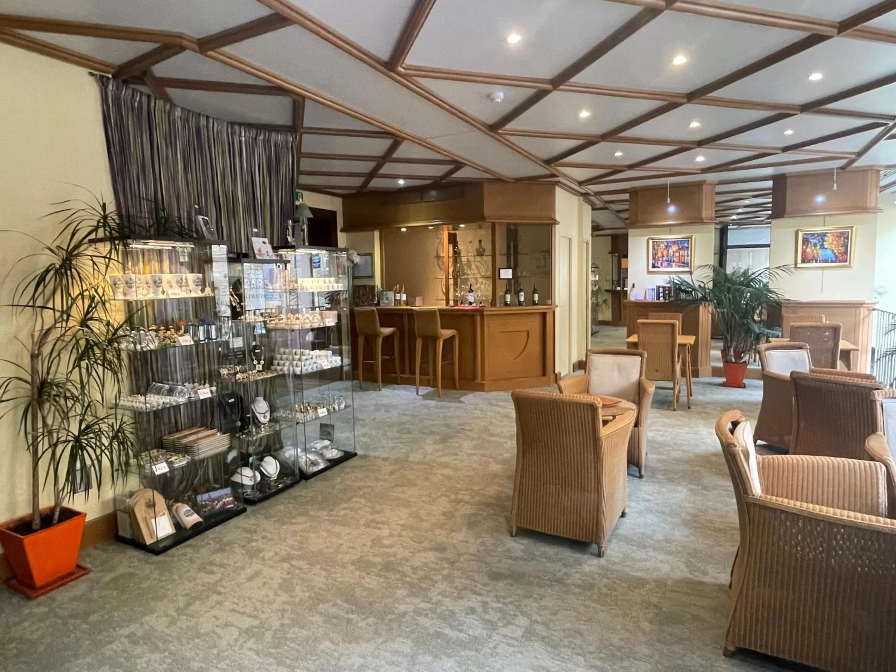 Property building in Hôtel Au Logis des Remparts