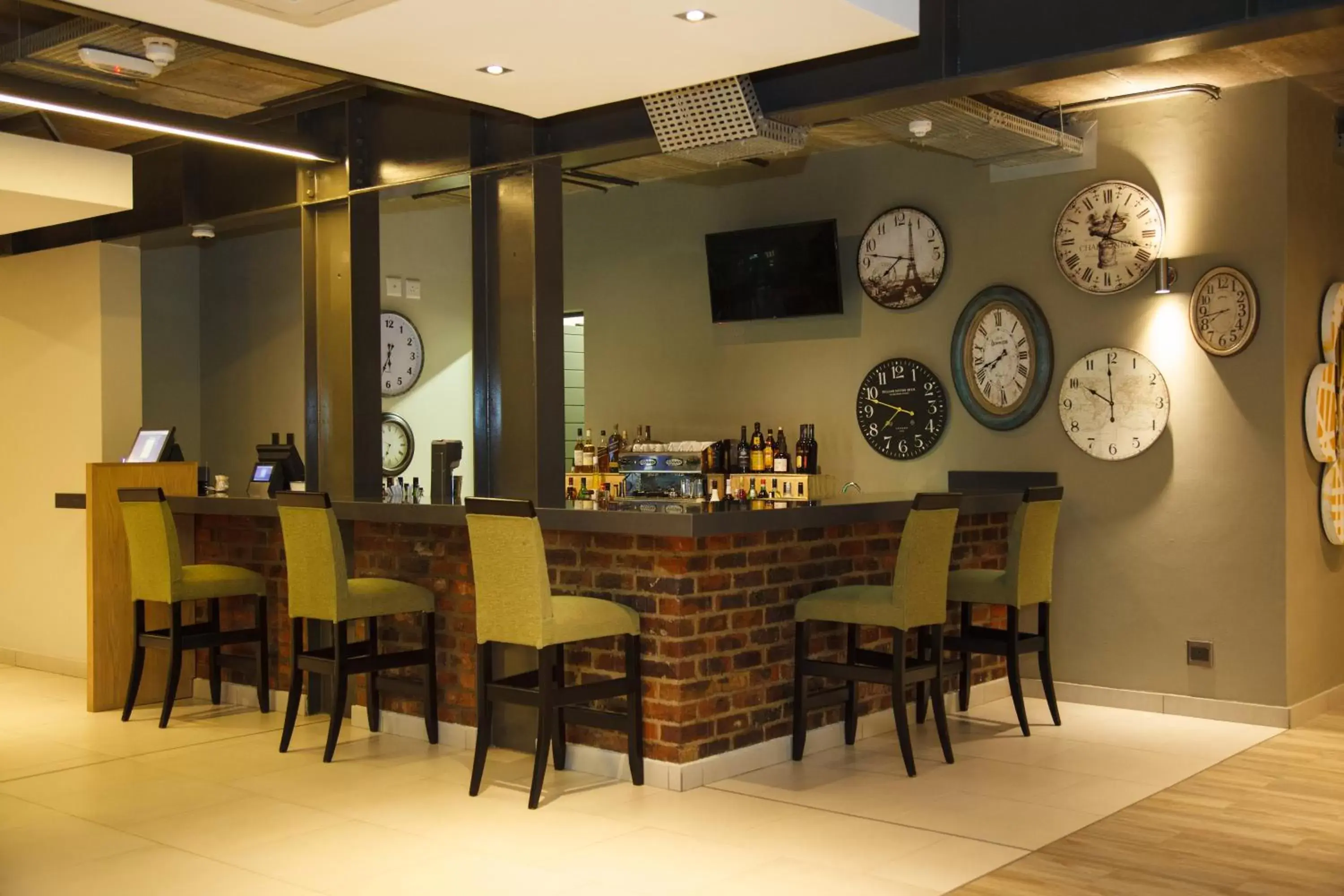 Lounge or bar, Restaurant/Places to Eat in ANEW Resort Vulintaba Newcastle
