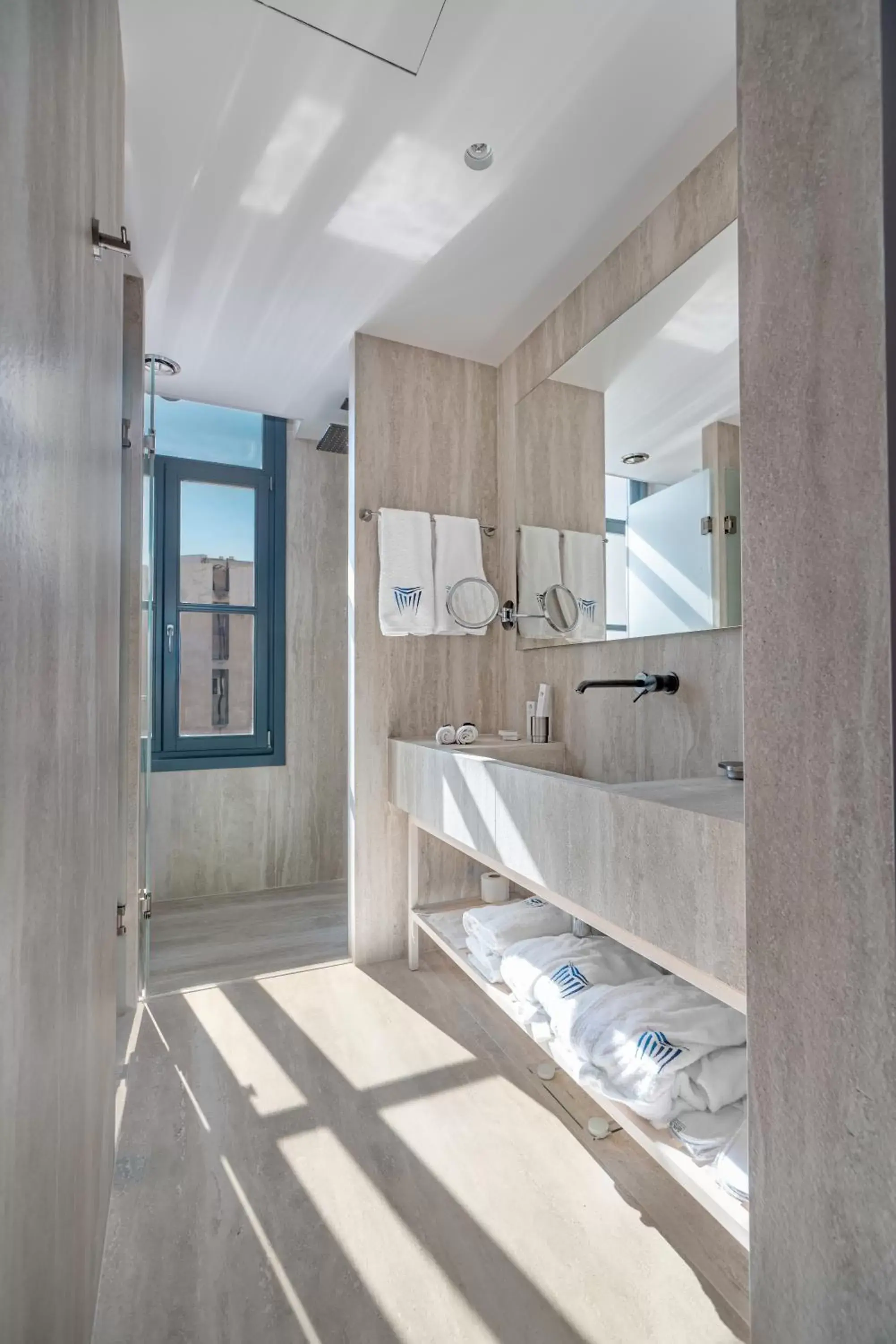 Bathroom, Kitchen/Kitchenette in Hellenic Vibes Smart Hotel