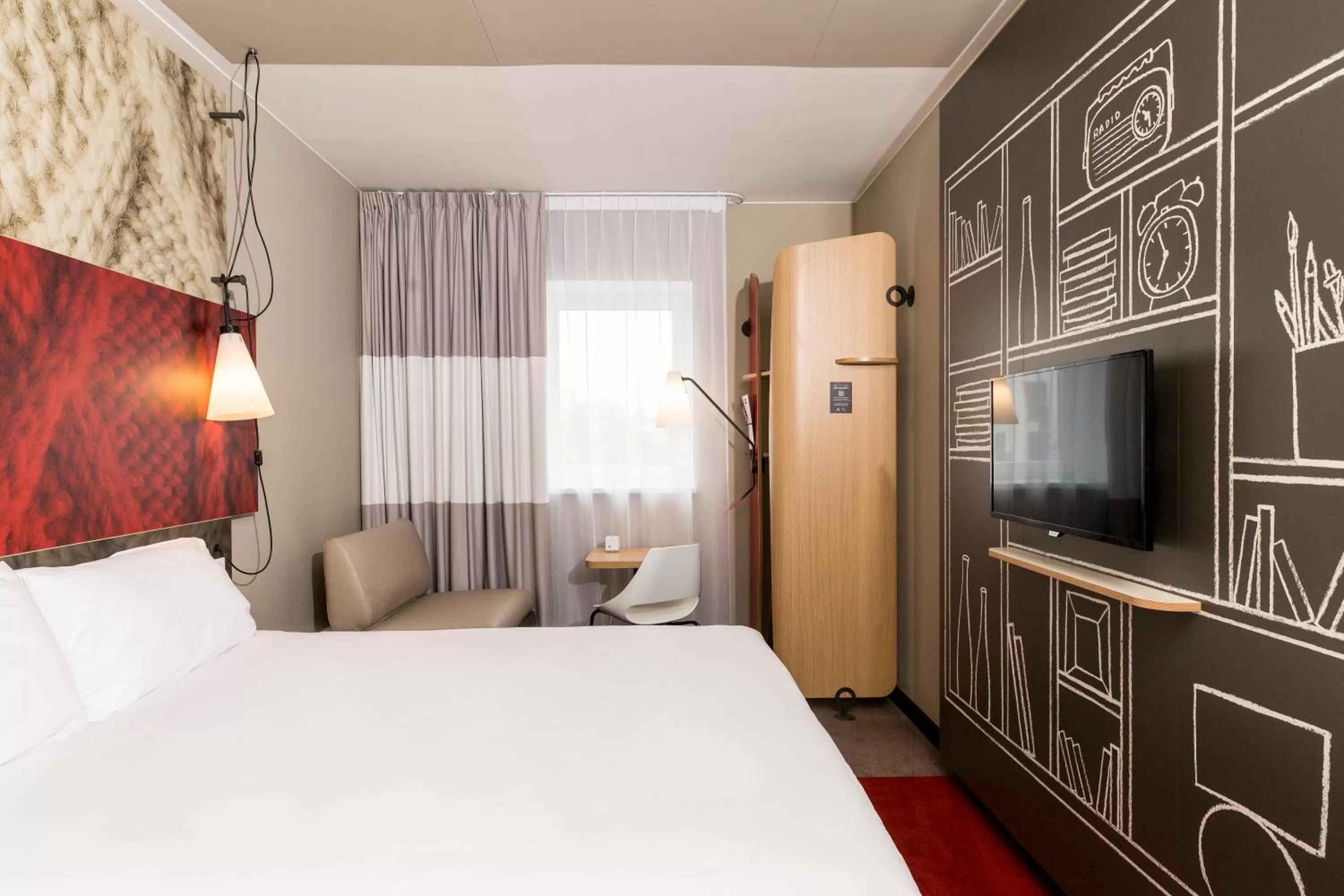 Bedroom, Bed in ibis Vilnius Centre