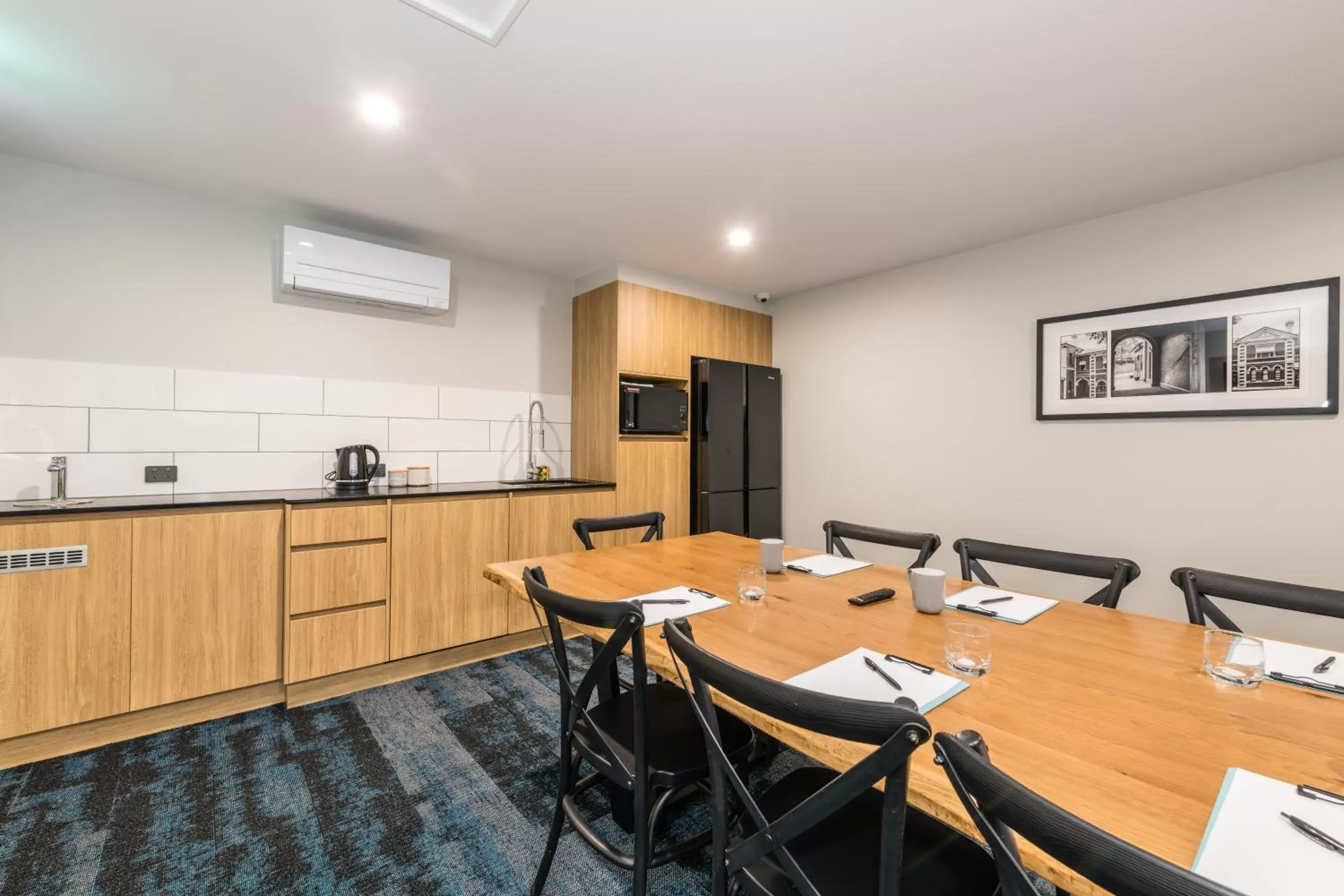 Meeting/conference room in AVENUE MOTEL APARTMENTS