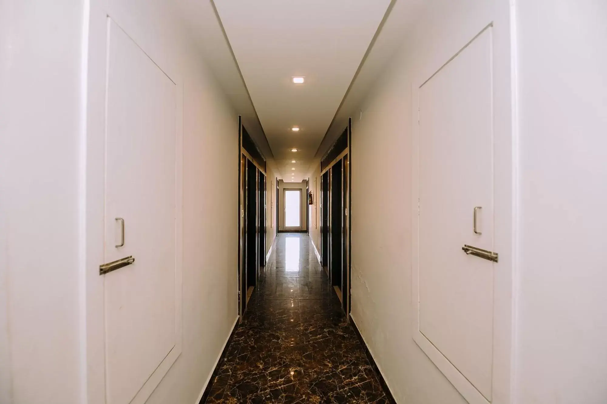 Lobby or reception in FabHotel Prime The Royal Galaxy Lobby or reception in FabHotel Prime The Royal Galaxy