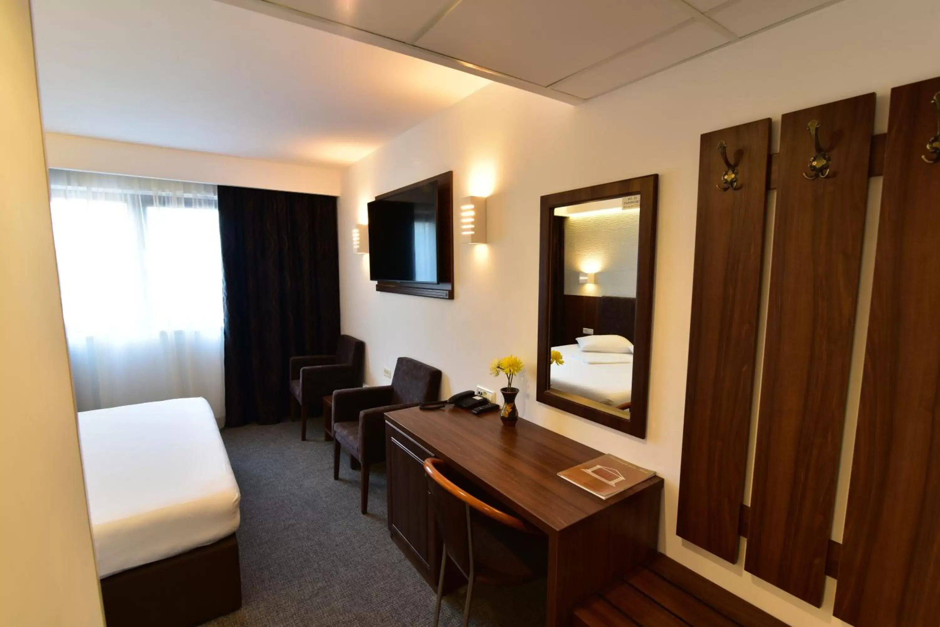 Deluxe Double Room with Balcony in Hotel Forum Deluxe Double Room with Balcony in Hotel Forum