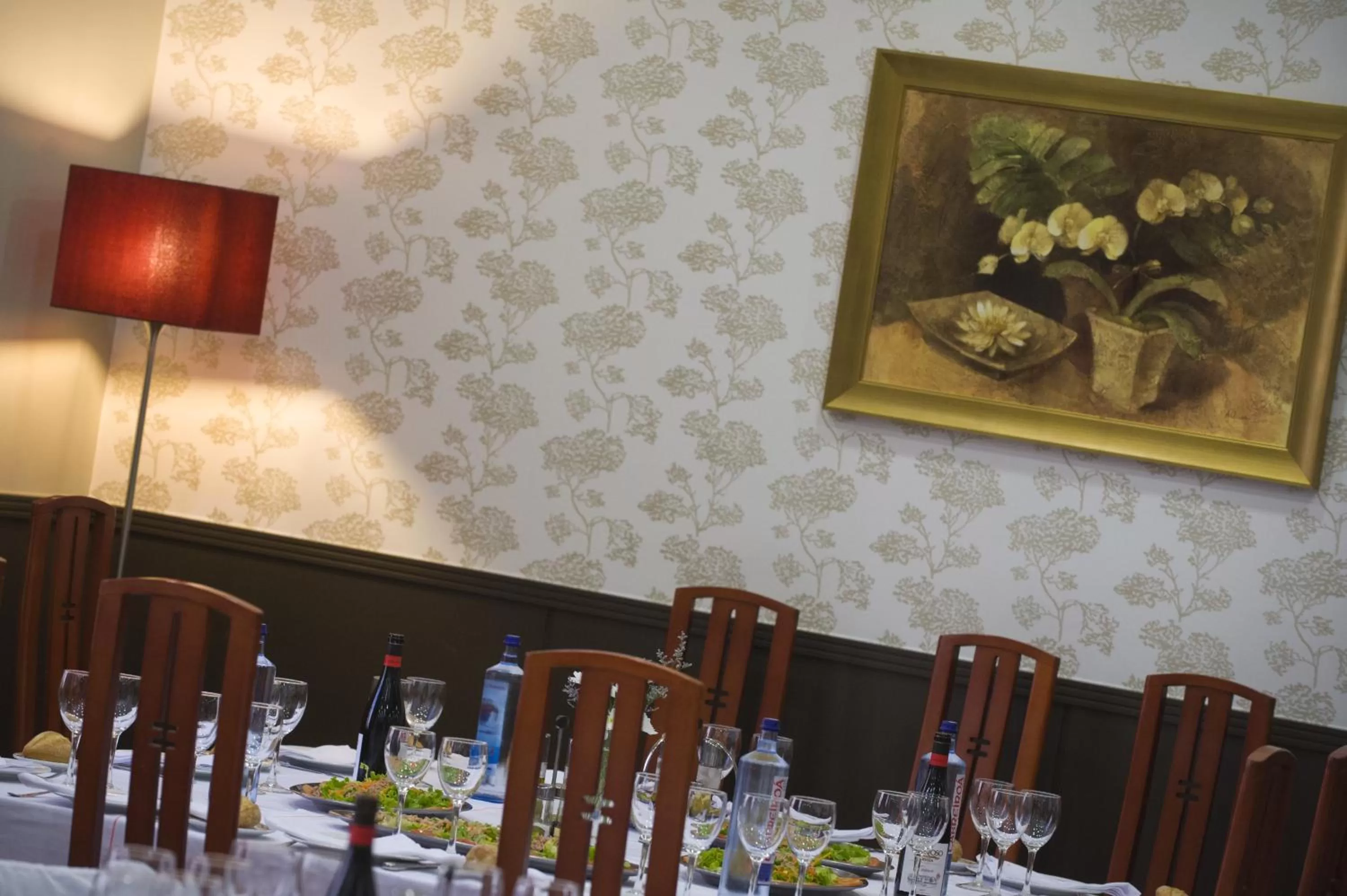 Restaurant/places to eat in Galicia Palace