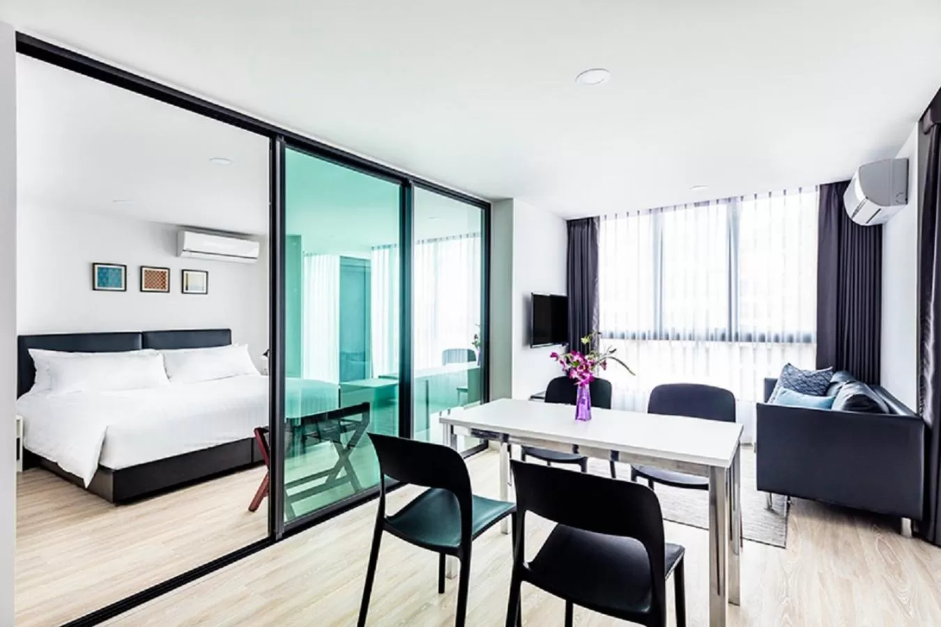 Living room, Bed in The Rizin