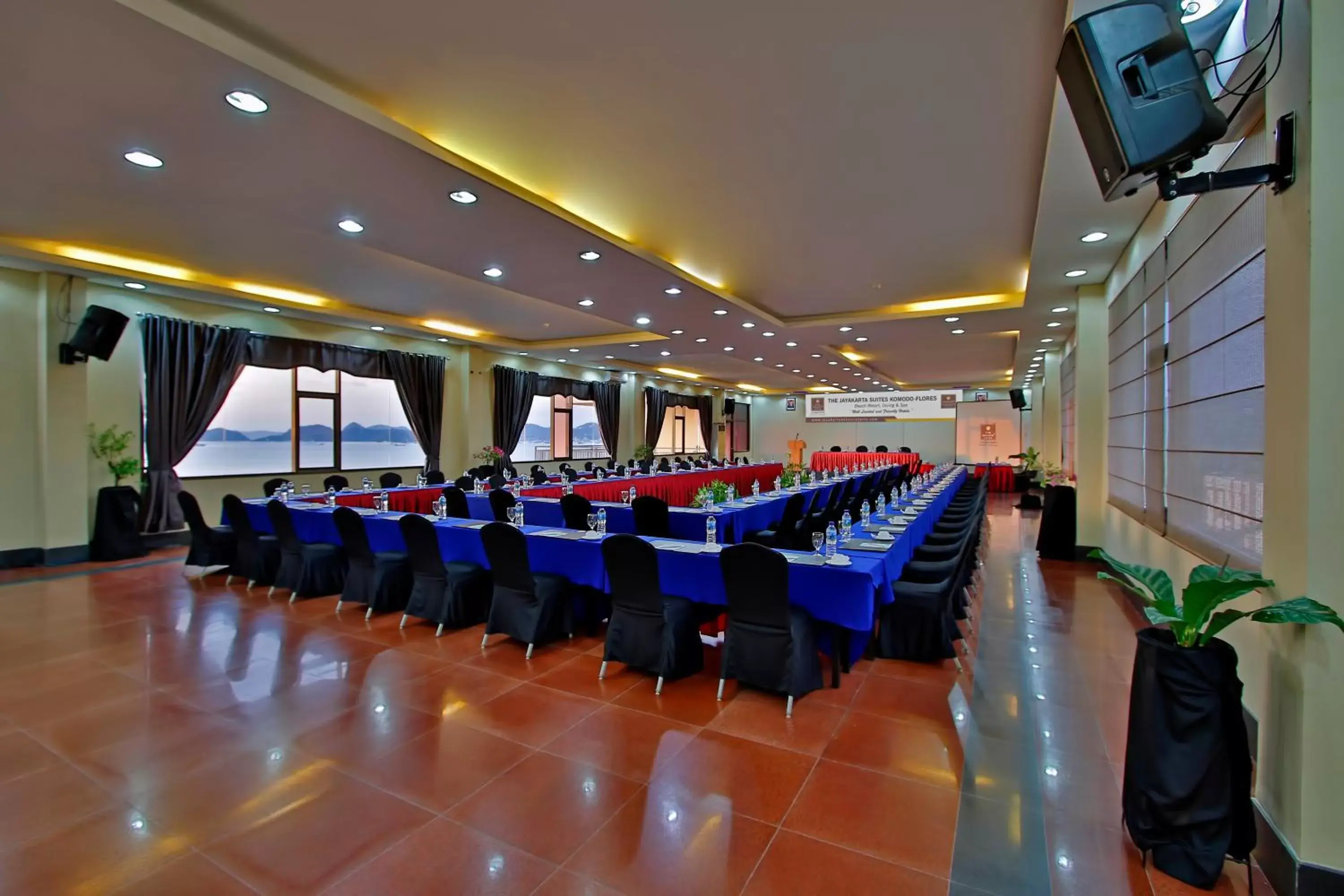 Meeting/conference room, Banquet Facilities in The Jayakarta Suites Komodo Flores