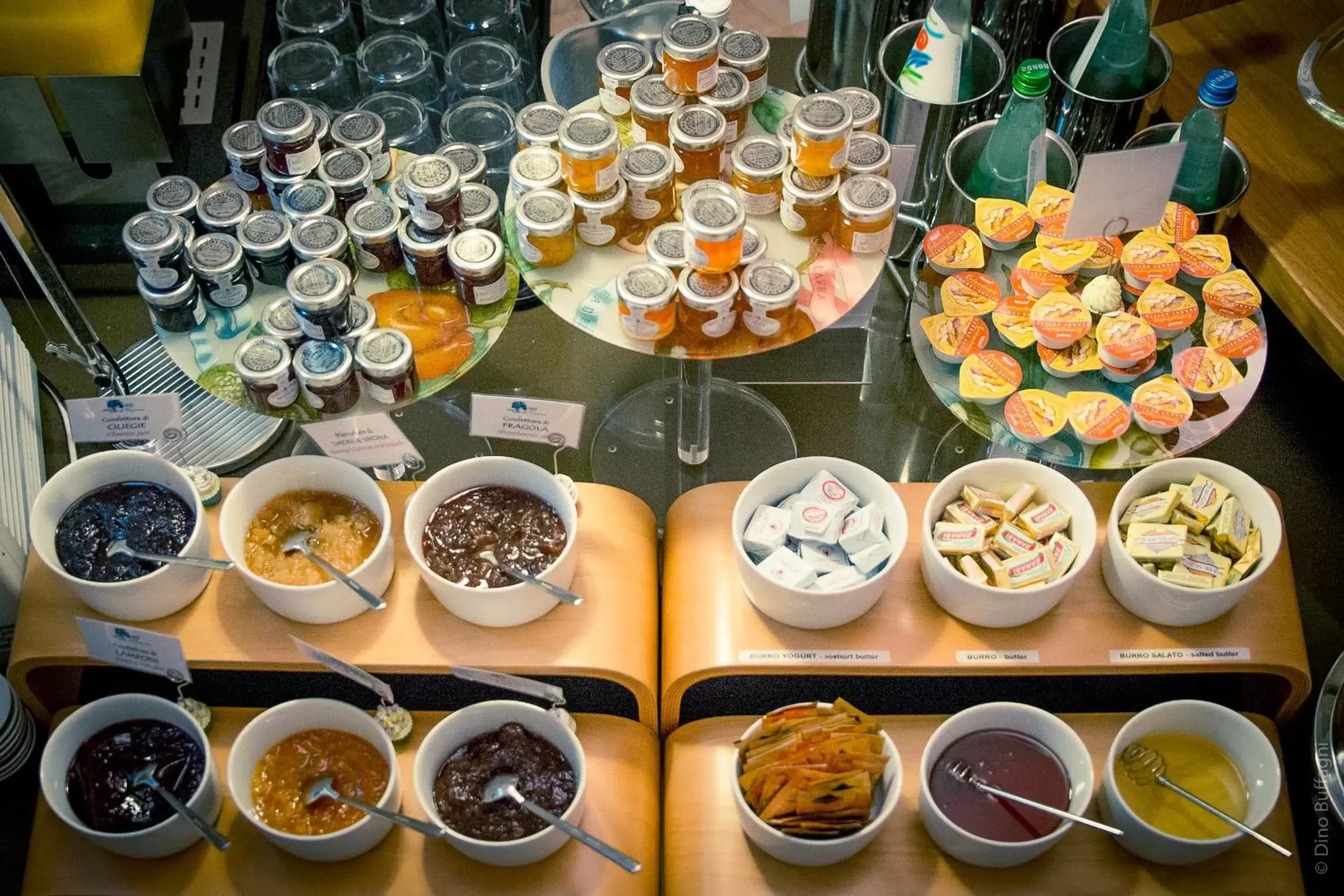 Buffet breakfast in Hotel Annunziata