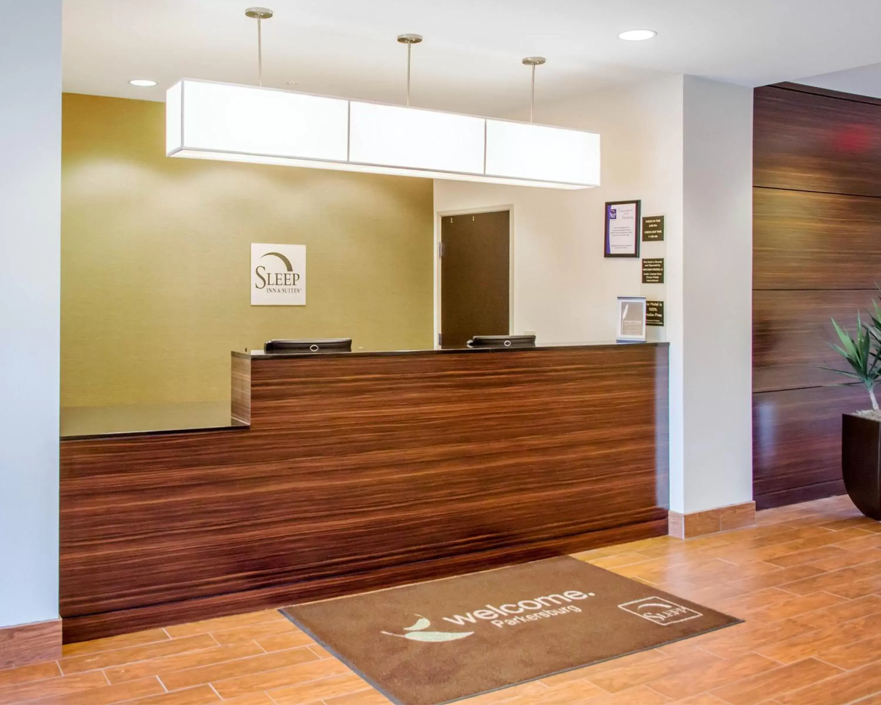 Lobby or reception, Lobby/Reception in Sleep Inn & Suites Parkersburg